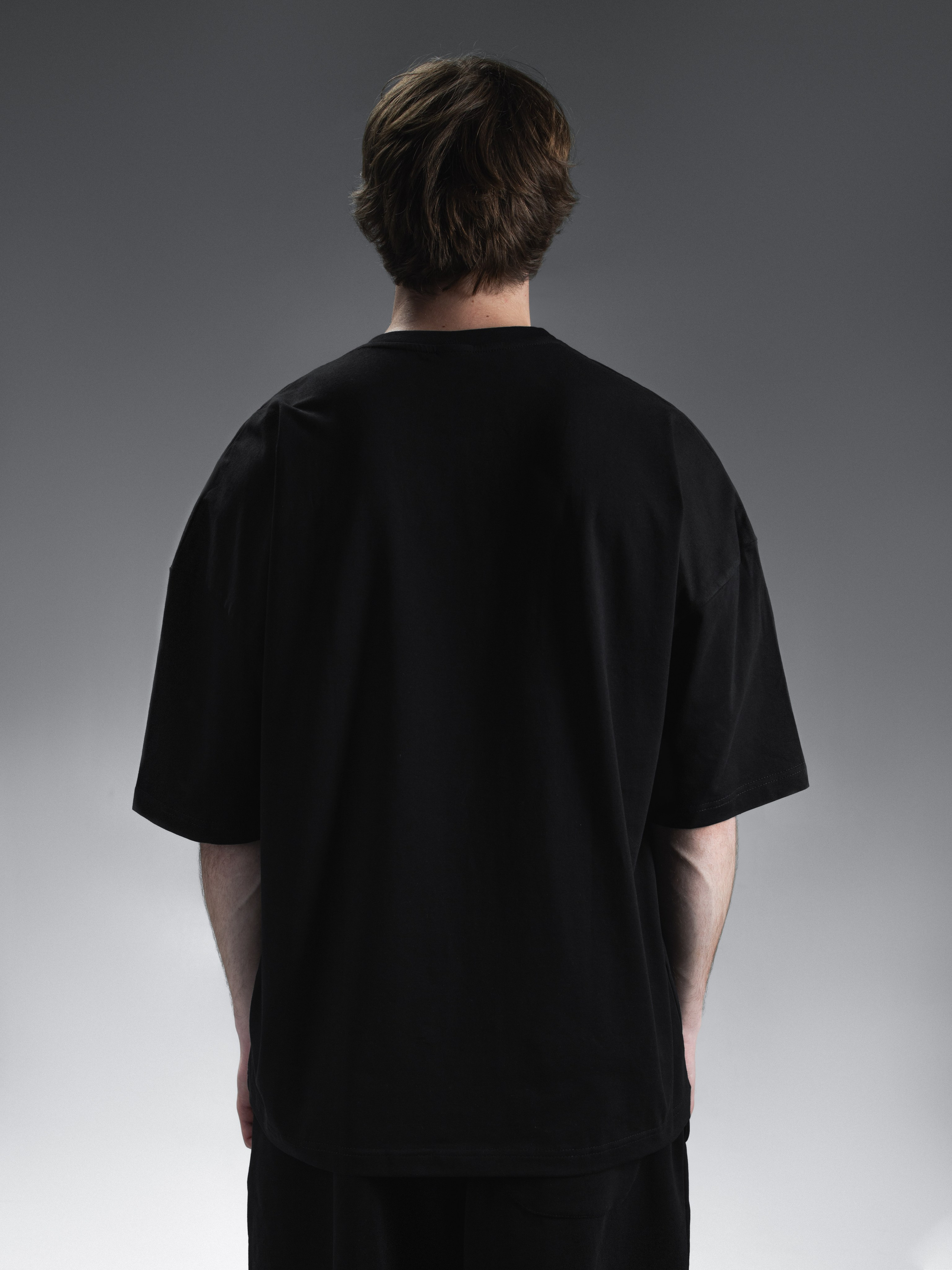 КАТАЛОГ | серый фон. RUNA production — стильные съемки для брендов