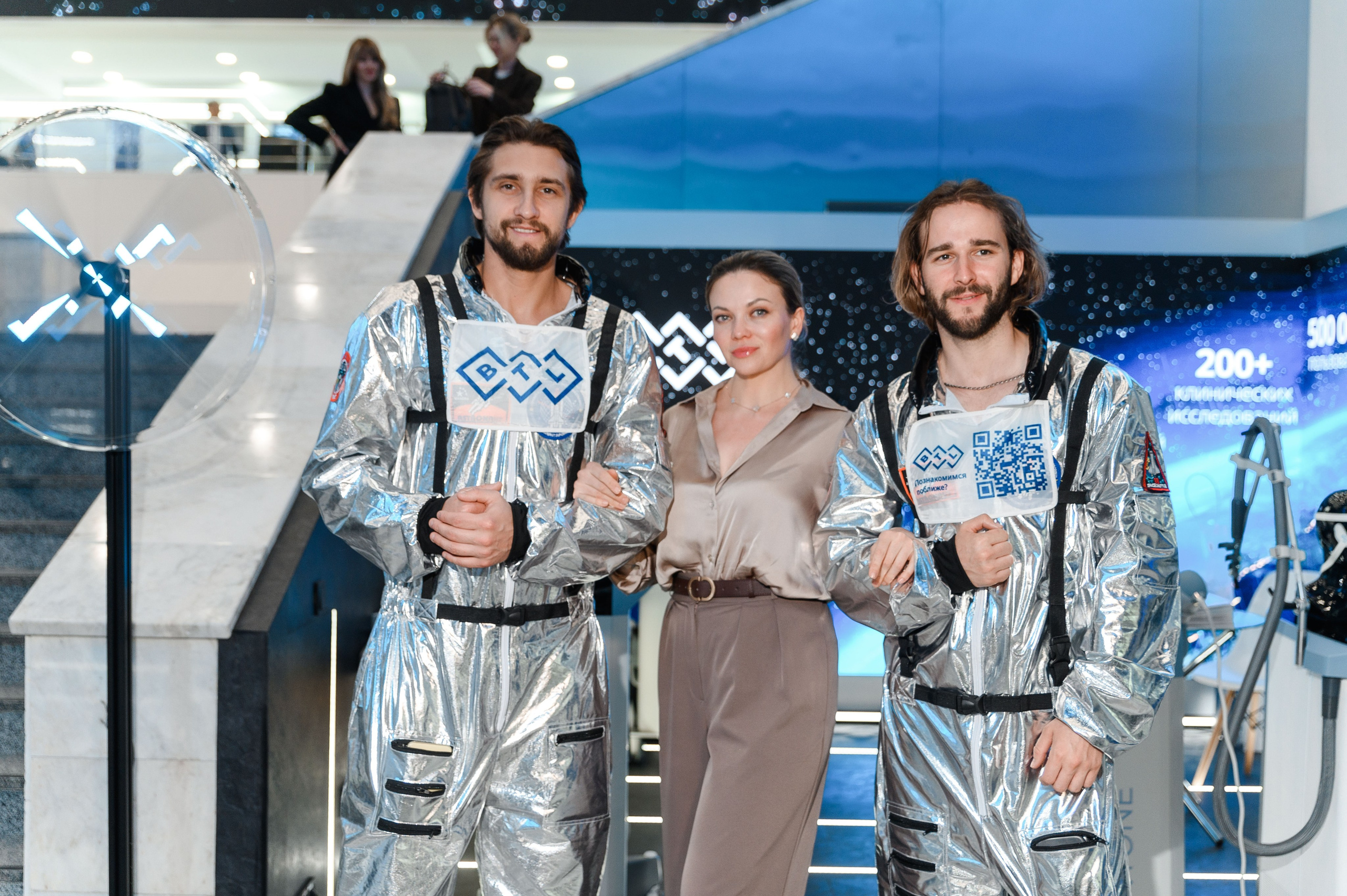 СЛУШАТЕЛИ. PRO-AGELESS