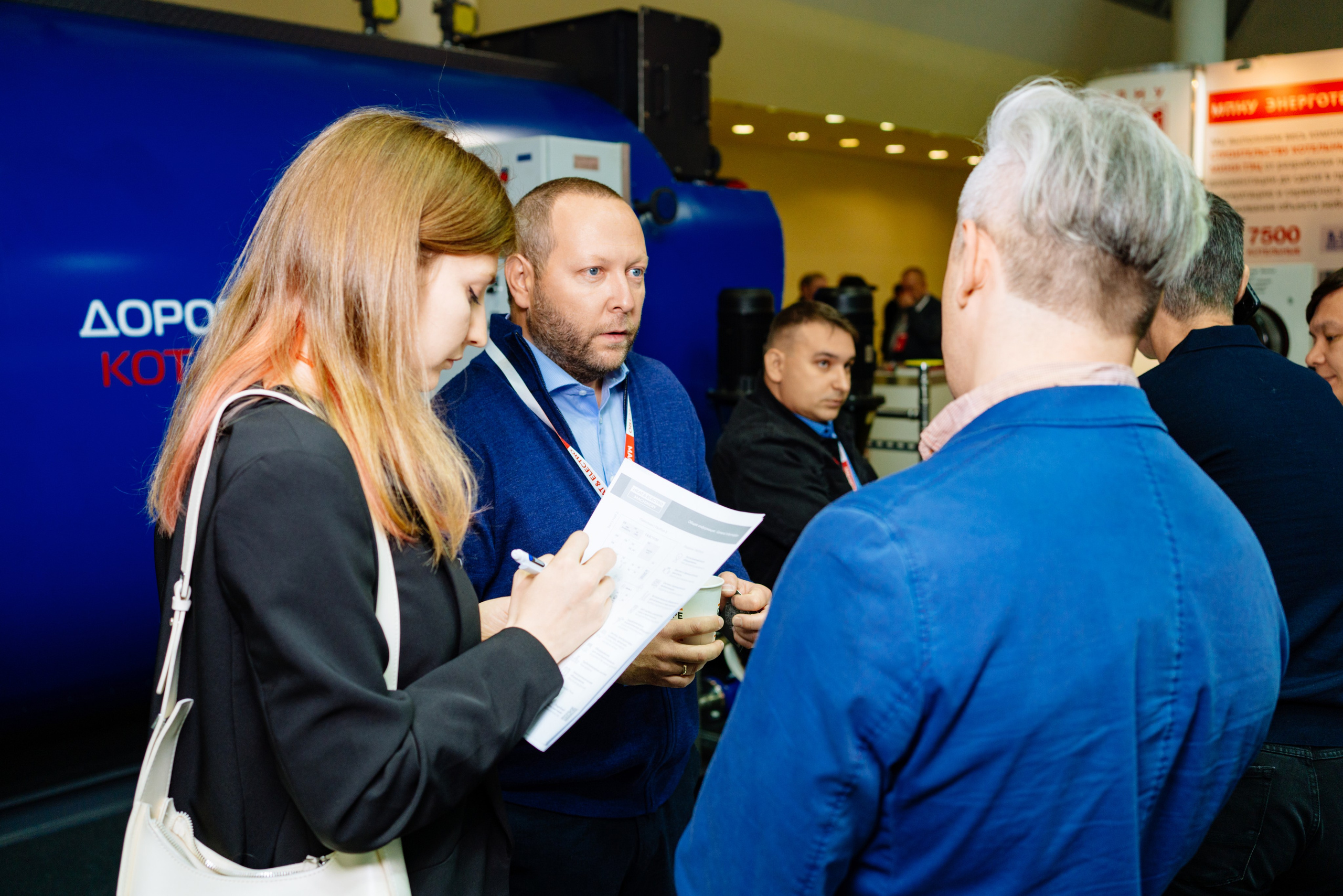 Heat & Electro Machinery Expo (стенд группы компаний ЕКС). Репортажный и портретный фотограф Алексей Полячек