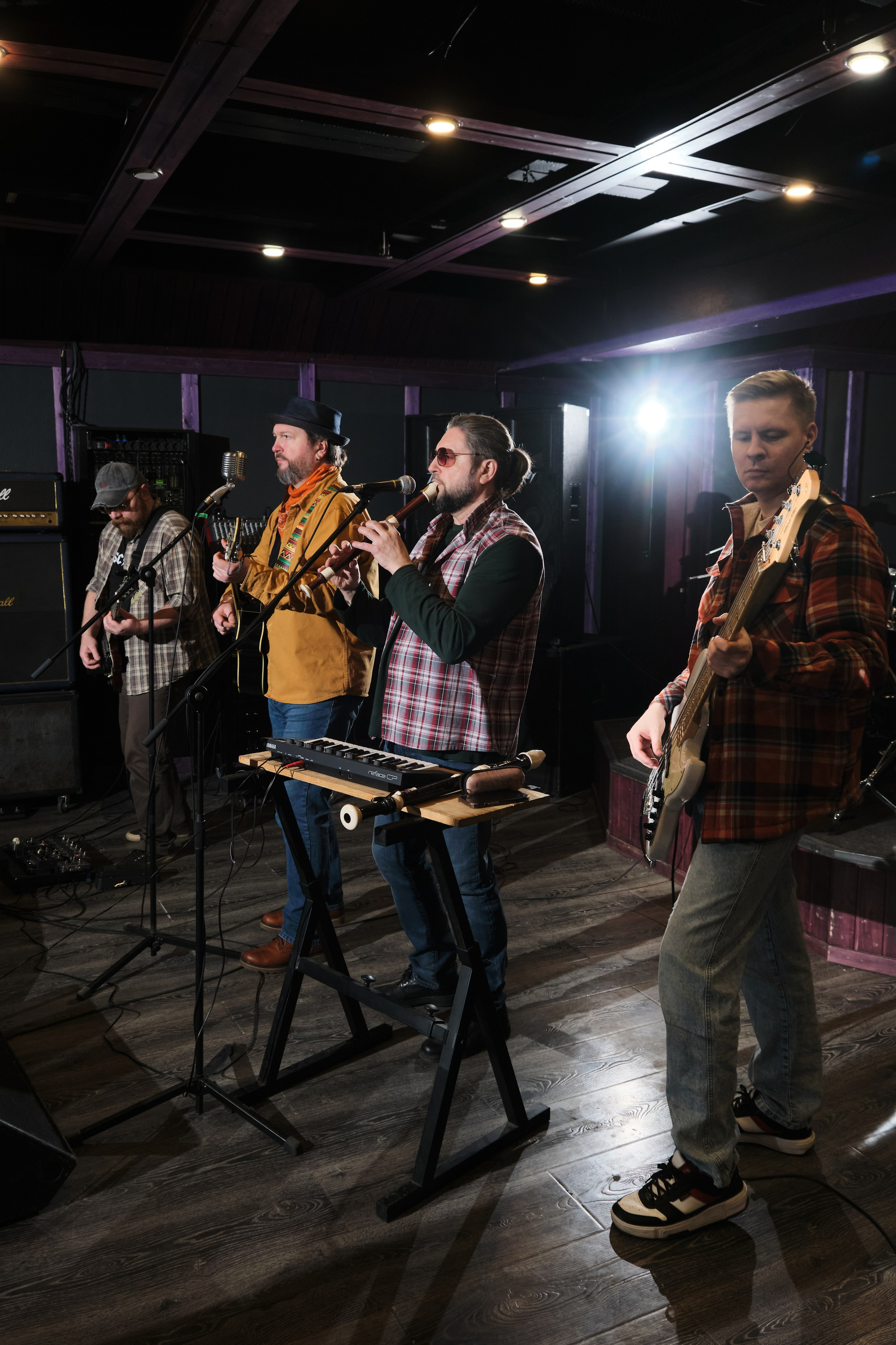 Фото и видеосъемка музыкантов, групп, фото и видеосъемка кавер групп, контент съемка для музыкантов, организаторов концертов, студийная съемка для музыкантов