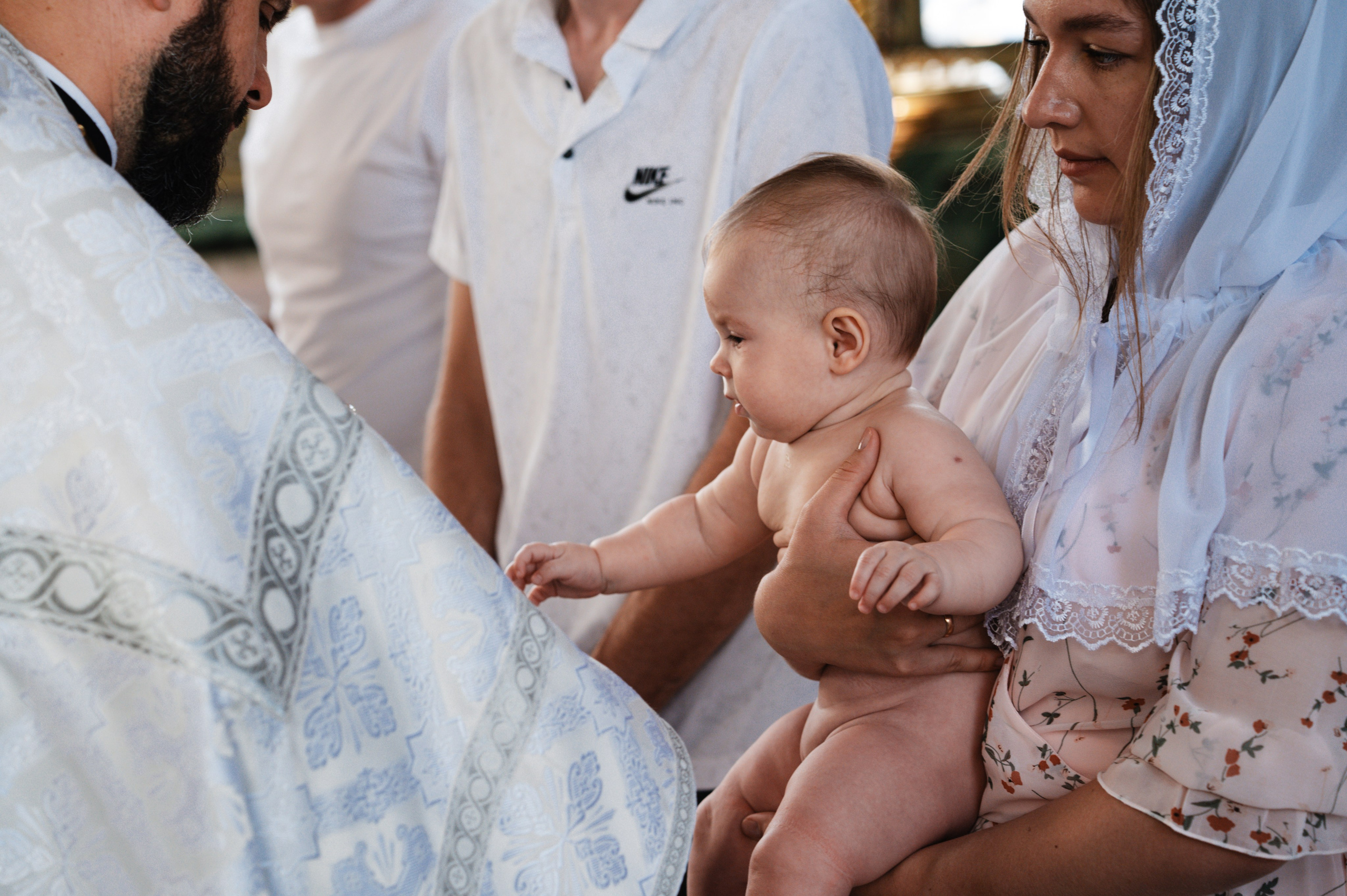 Таинство Крещения Дарьи (Храм Преполовения Пятидесятницы). Фотограф Ярута Оксана / Ростов-на-Дону