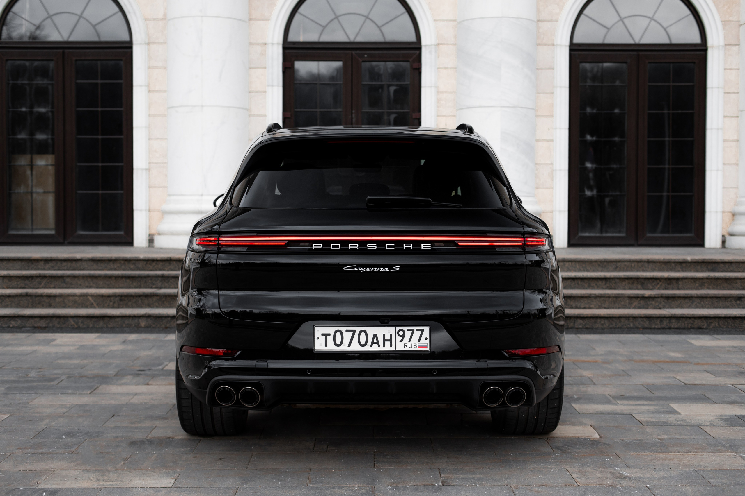 Porsche Cayenne S. Автомобильный фотограф в Москве Андрей Емельянов