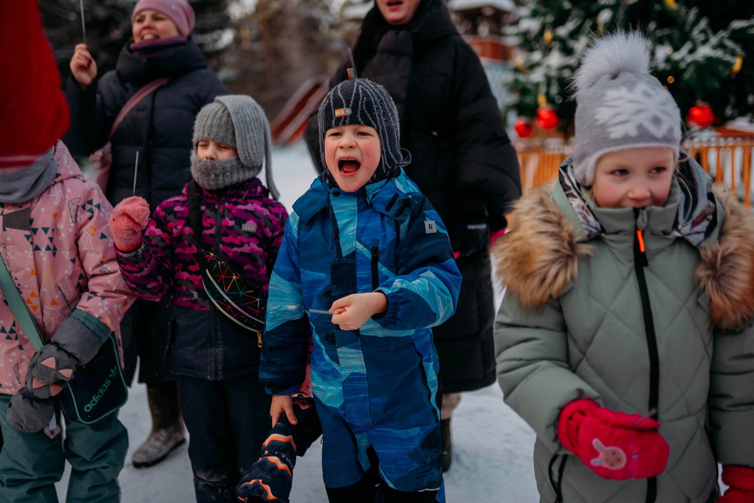 Репортажная съемка новогоднего мероприятия. Семейный и детский фотограф в Кирове Сильвия Михеева