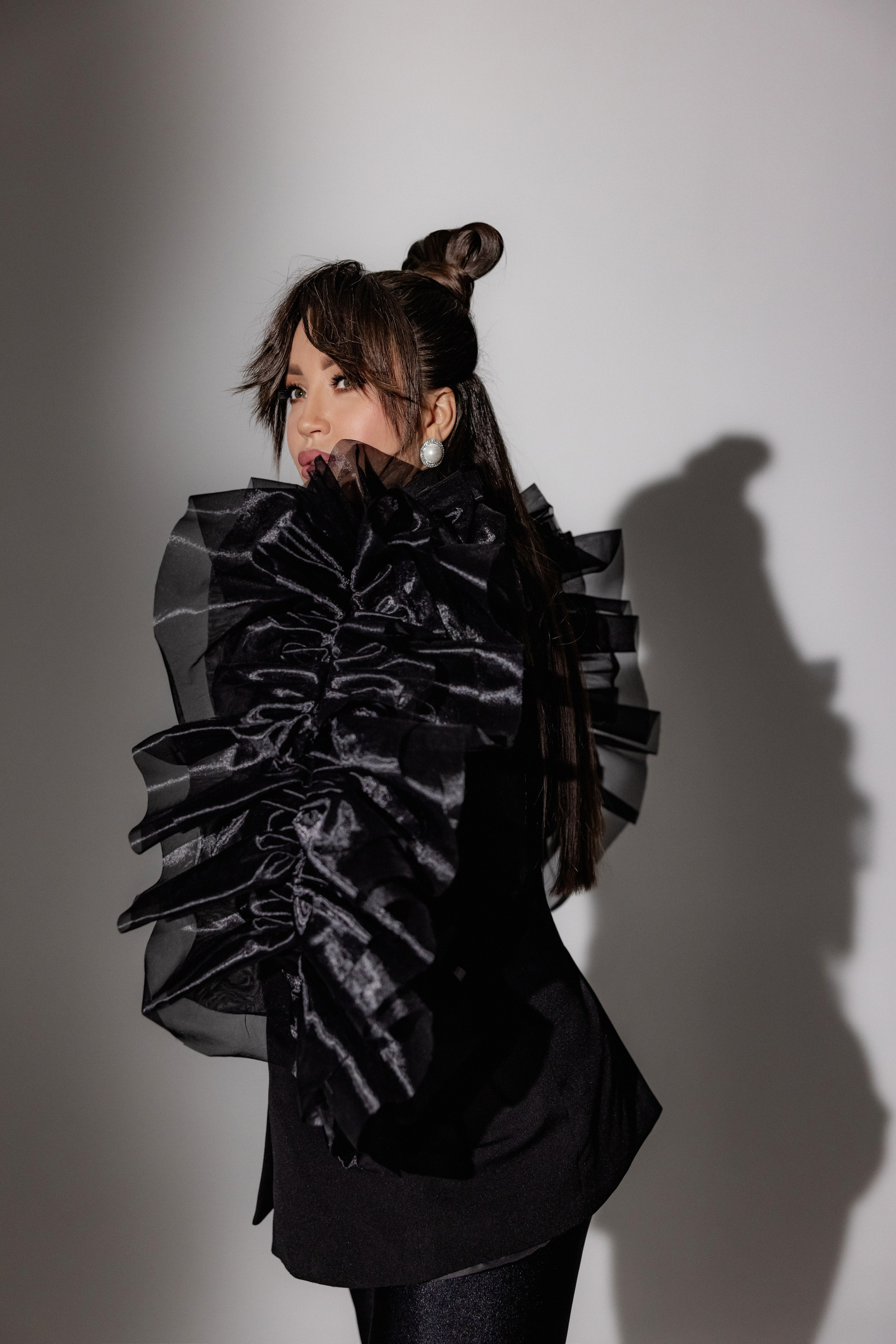 Фотосъемка на циклораме для красотки Юлии. Женский и контент фотограф в Москве. Алла Поломарь