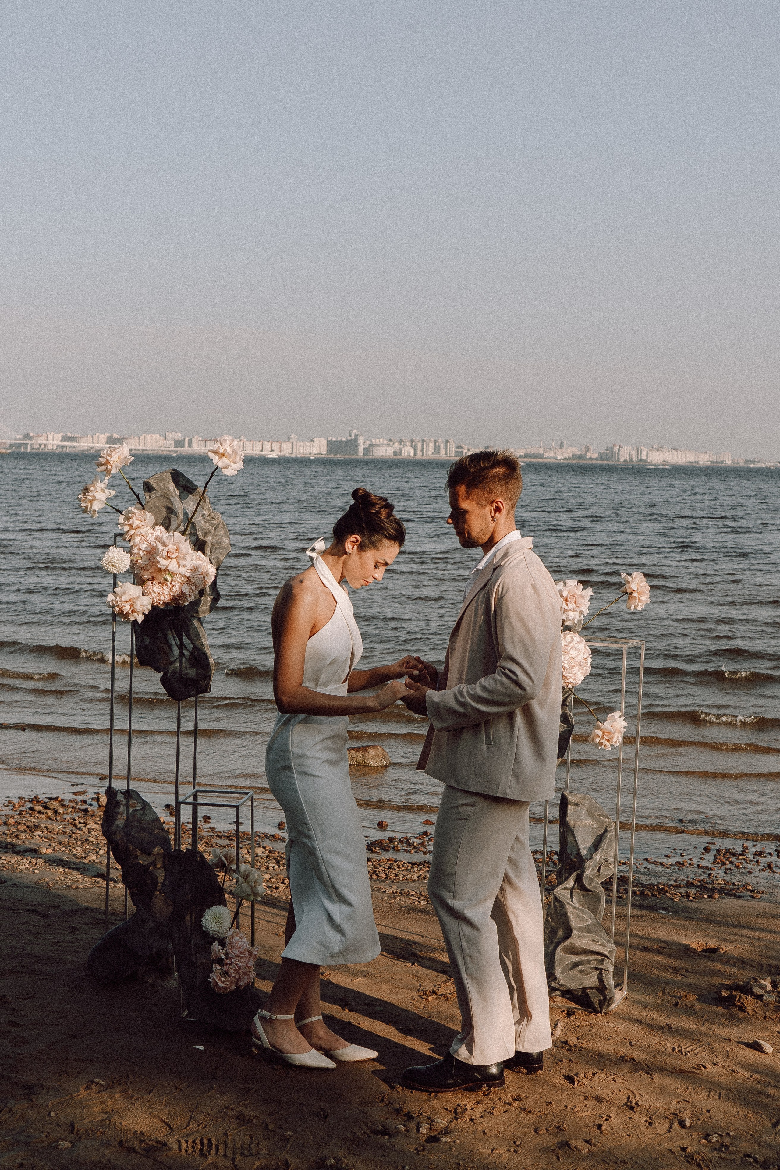 СВАДЕБНАЯ ФОТОСЕССИЯ ВЫЕЗДНОЙ ЦЕРЕМОНИИ (ФИНСКИЙ ЗАЛИВ). Профессиональный фотограф, Санкт-Петербург — Виктория Богомолова