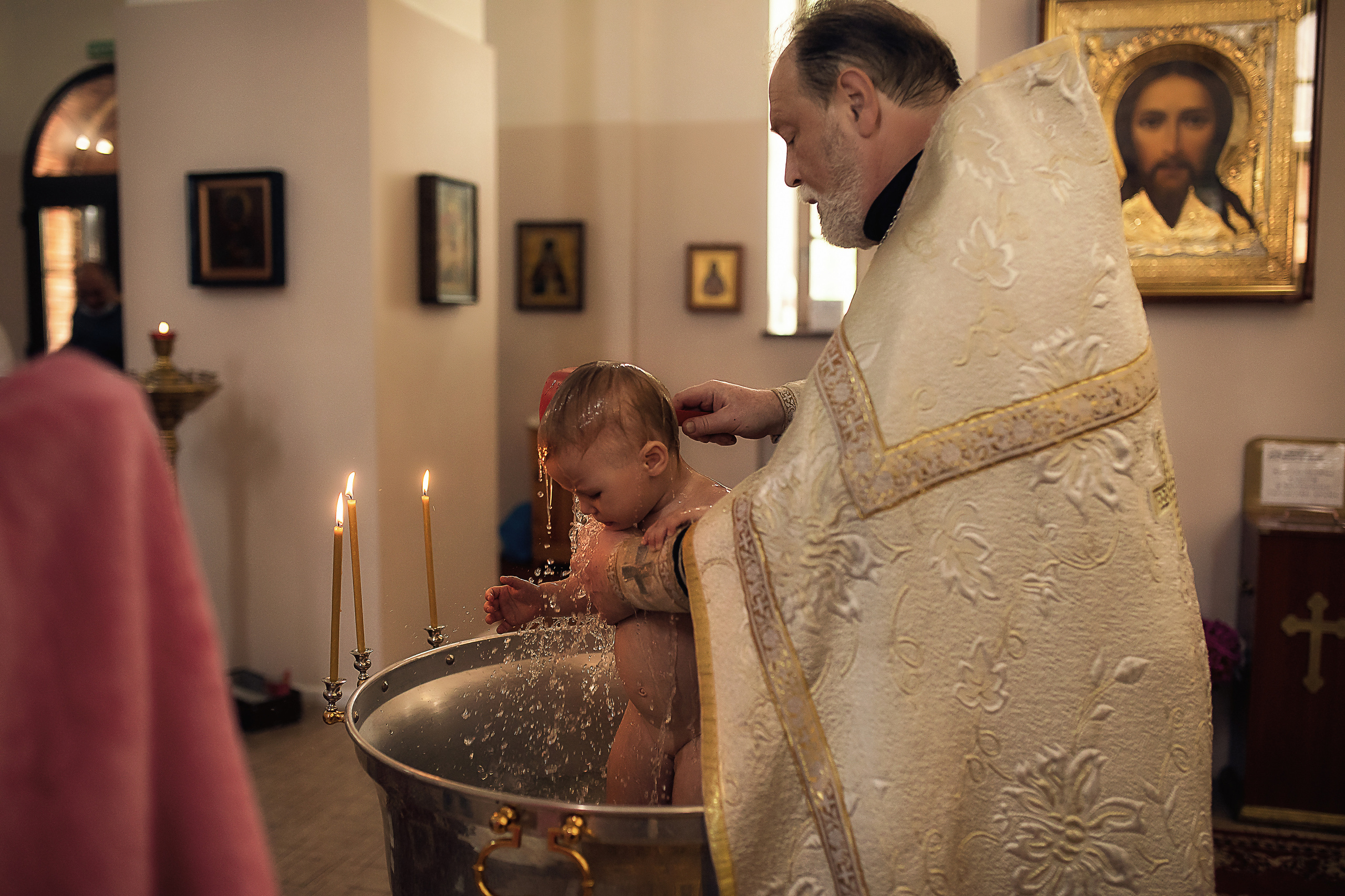 КРЕЩЕНИЕ АЛЕКСЕЯ И АРИНЫ. ФОТОГРАФ