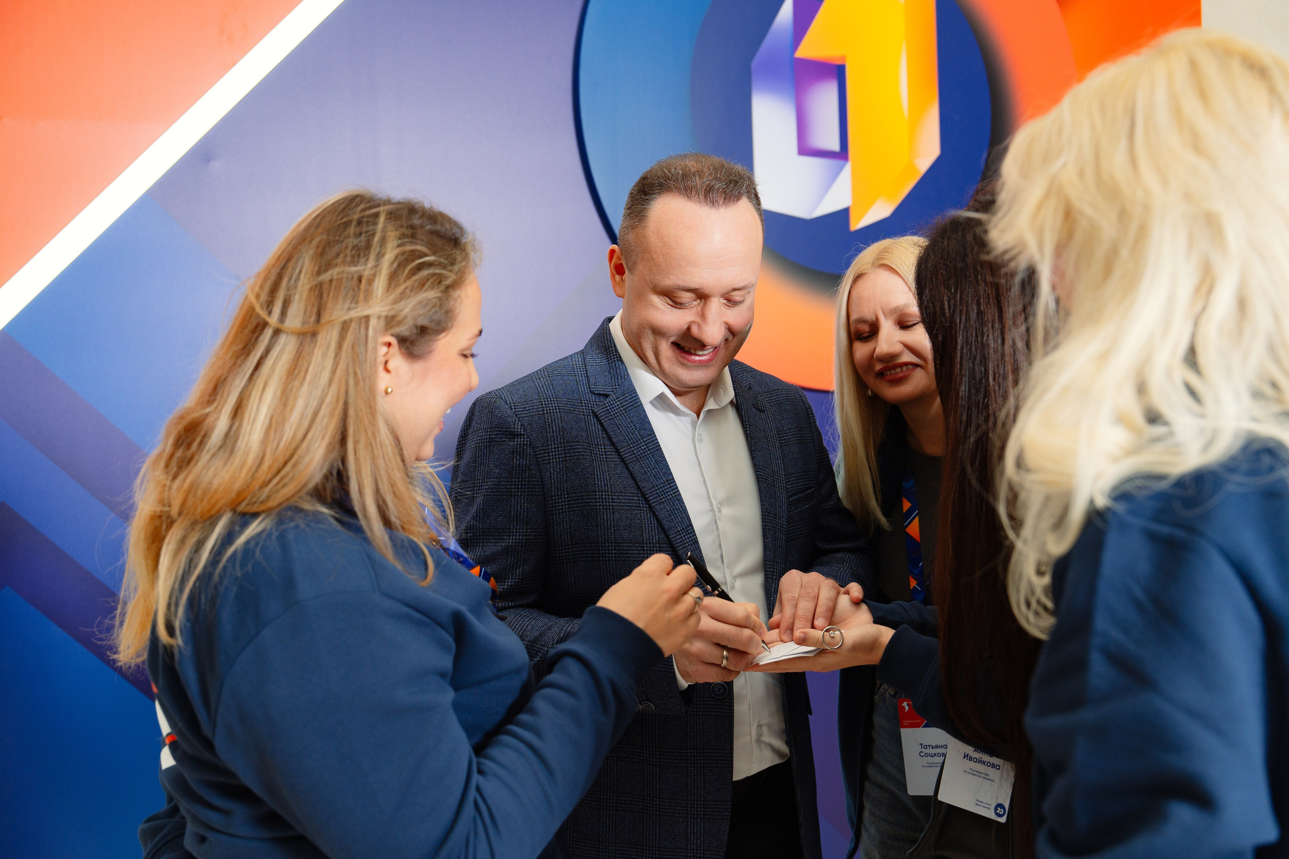 ПСБ | СМЕЛОСТЬ БЫТЬ ПЕРВЫМ!. Корпоративный, имиджевый и промышленный фотограф — Максим Меш