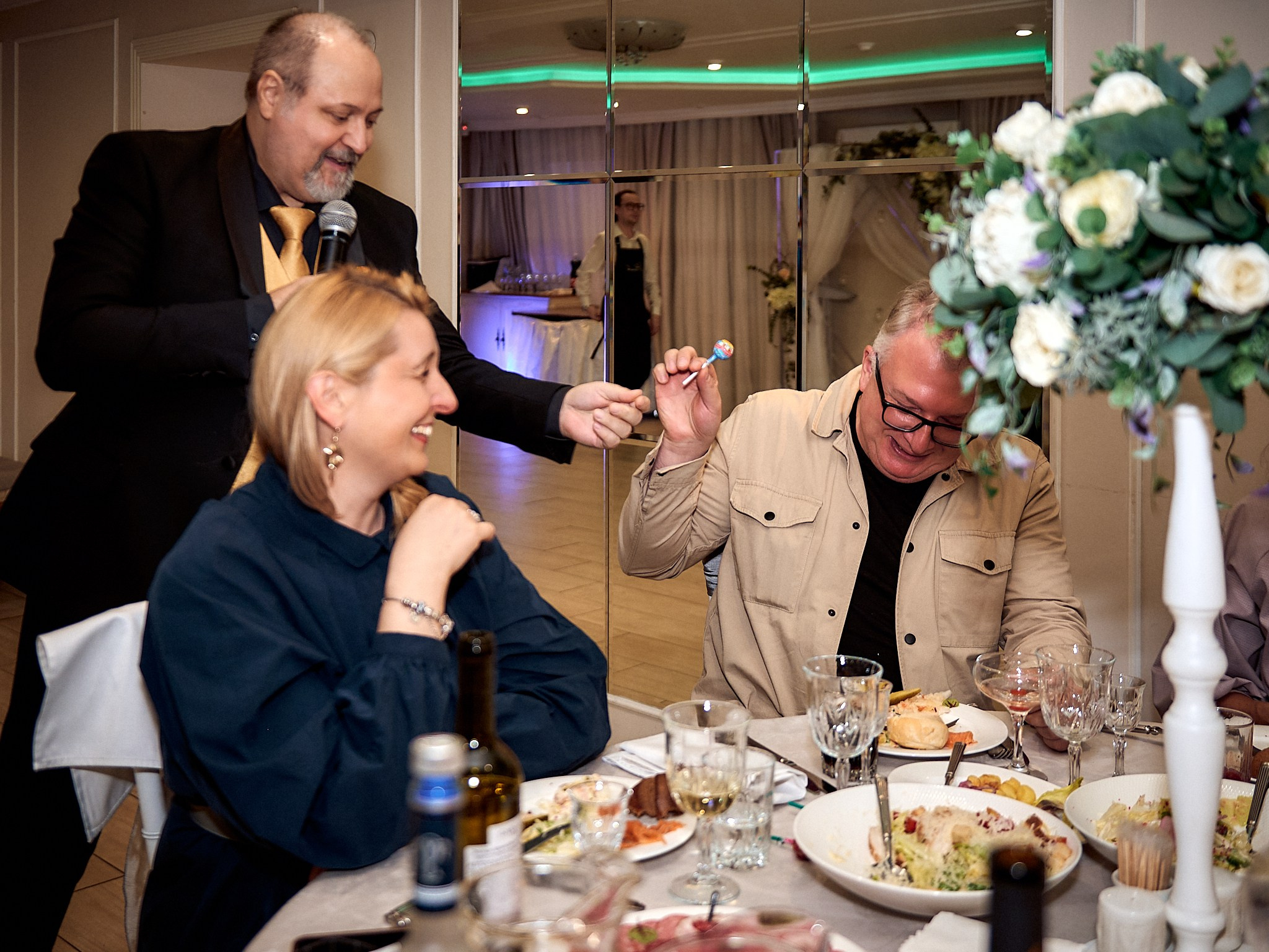 55 лет 💕. Свадебный фотограф, видеограф, рилсмейкер в Санкт-Петербурге и Москве