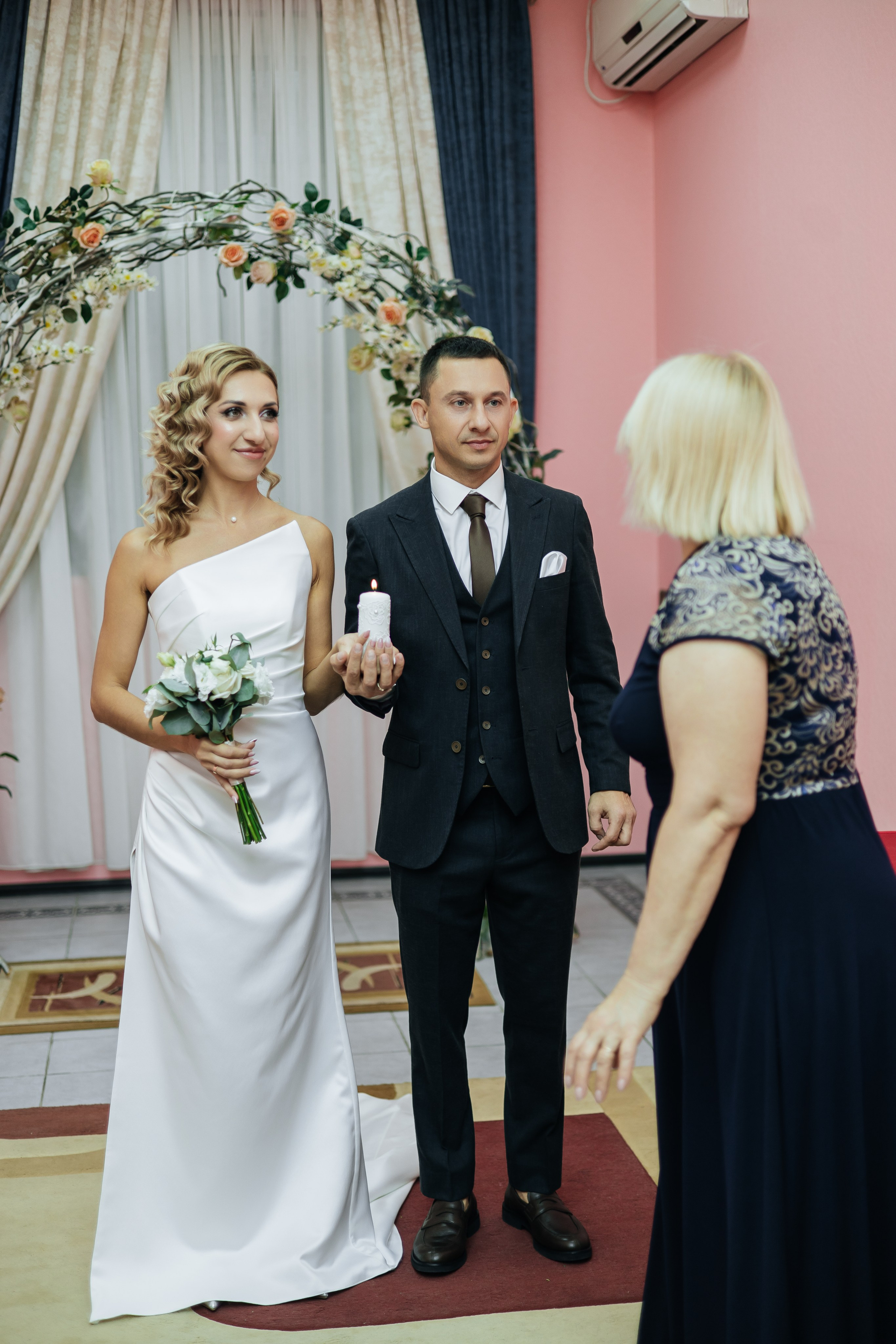 Загс Советского района + фотосессия. Свадебный и семейный фотограф Ростова-на-Дону Ирина Бондарева