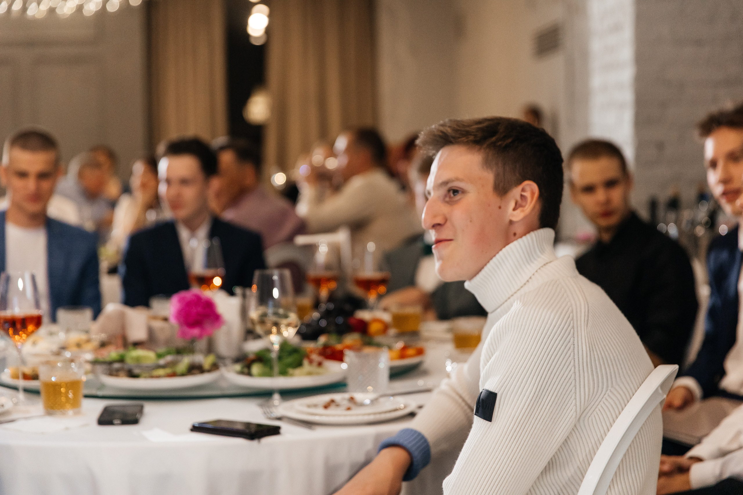 2023-06-23 Выпускной МБОУ СОШ № 10. Фотограф в Красноярске