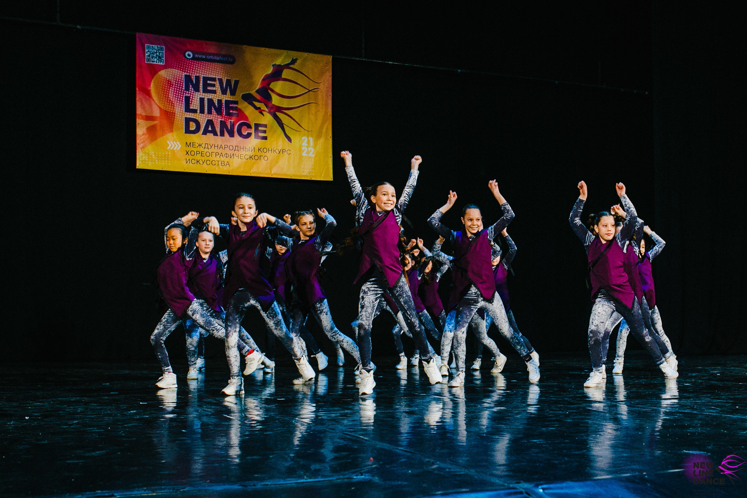 Концерты new line dance-magic universe-red. Фотограф в Новосибирске Ася Зверева