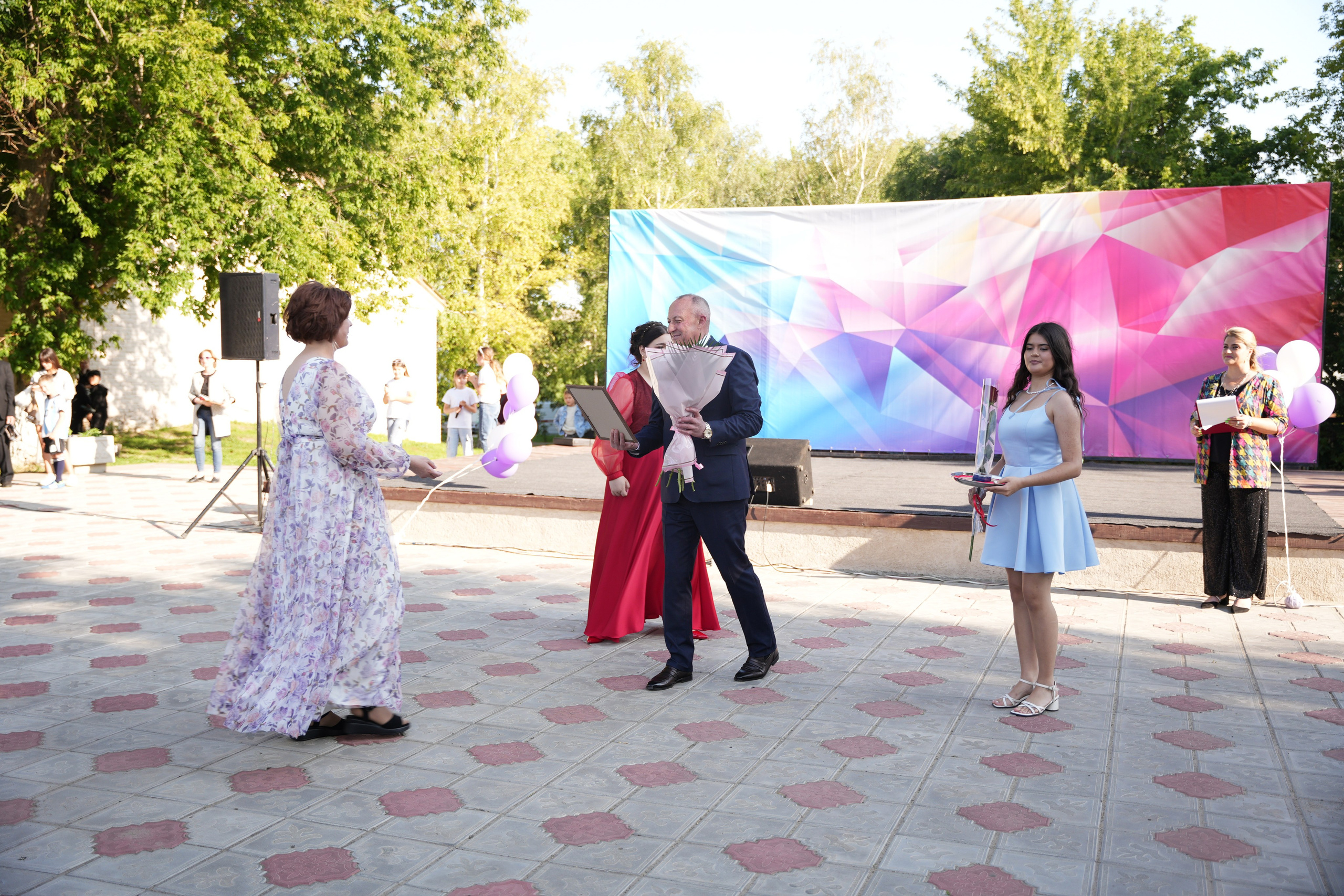 Выпускной в парке. Ольга Плаксина фотограф в Саратове