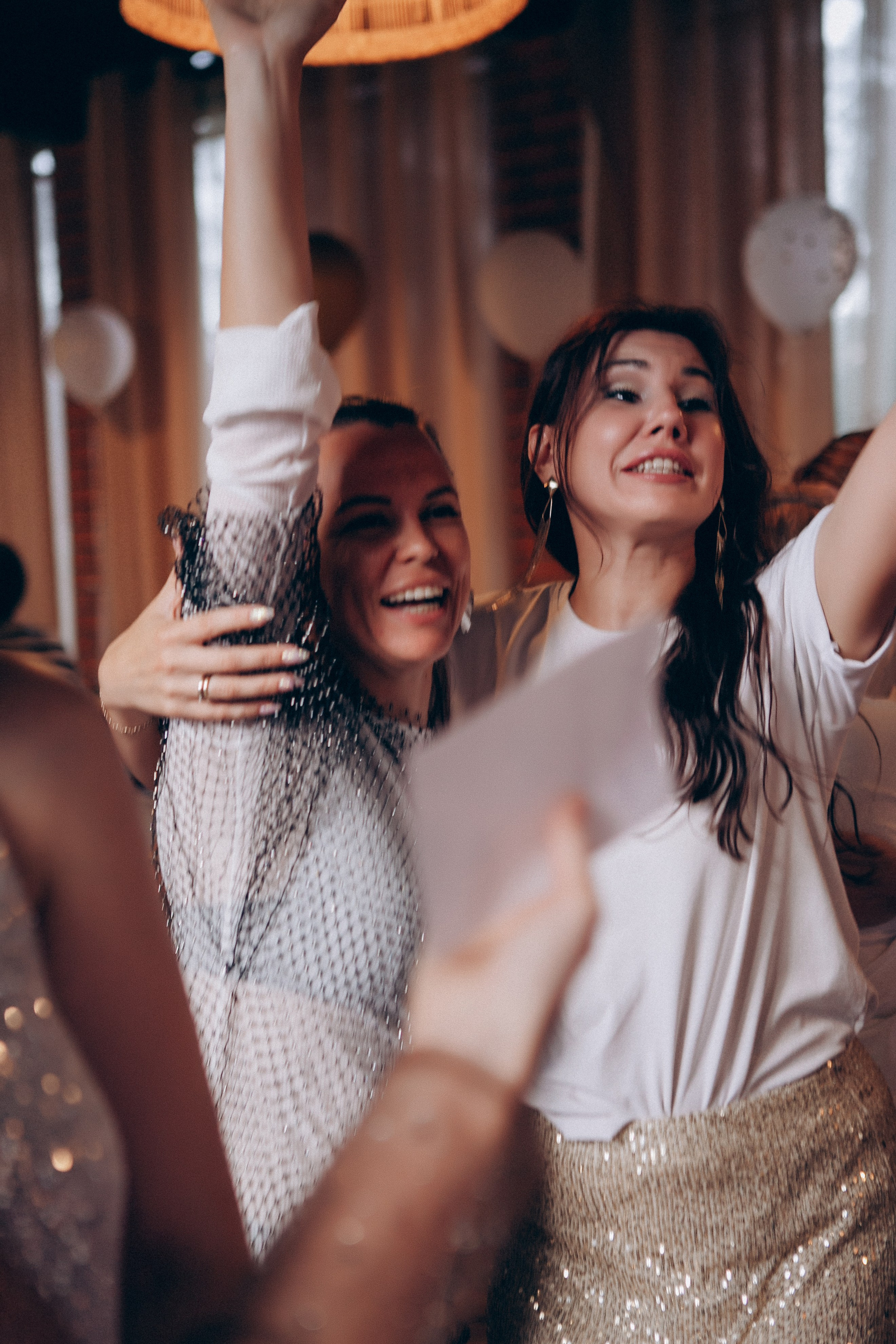 Репортаж с вечеринки в яхт клубе. Главная