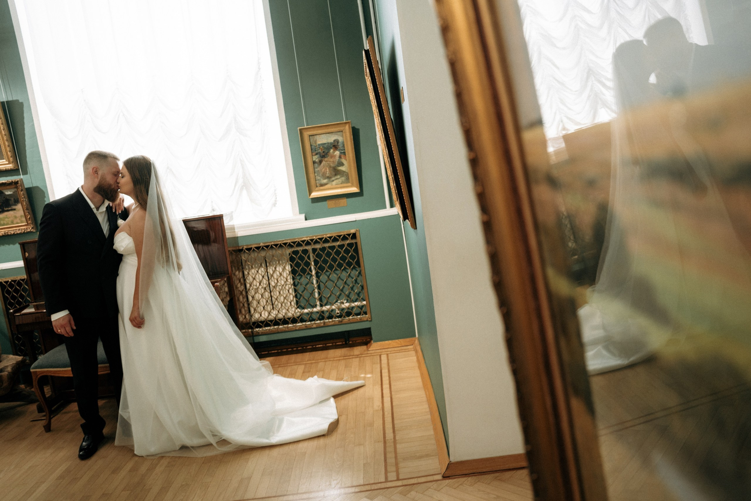 Свадьба Анастасии и Евгения, Картинная галерея, прогулка в лесу. Ресторан «Хлеб и Винотека». Свадебный фотограф в Тамбове Павел Четвертков