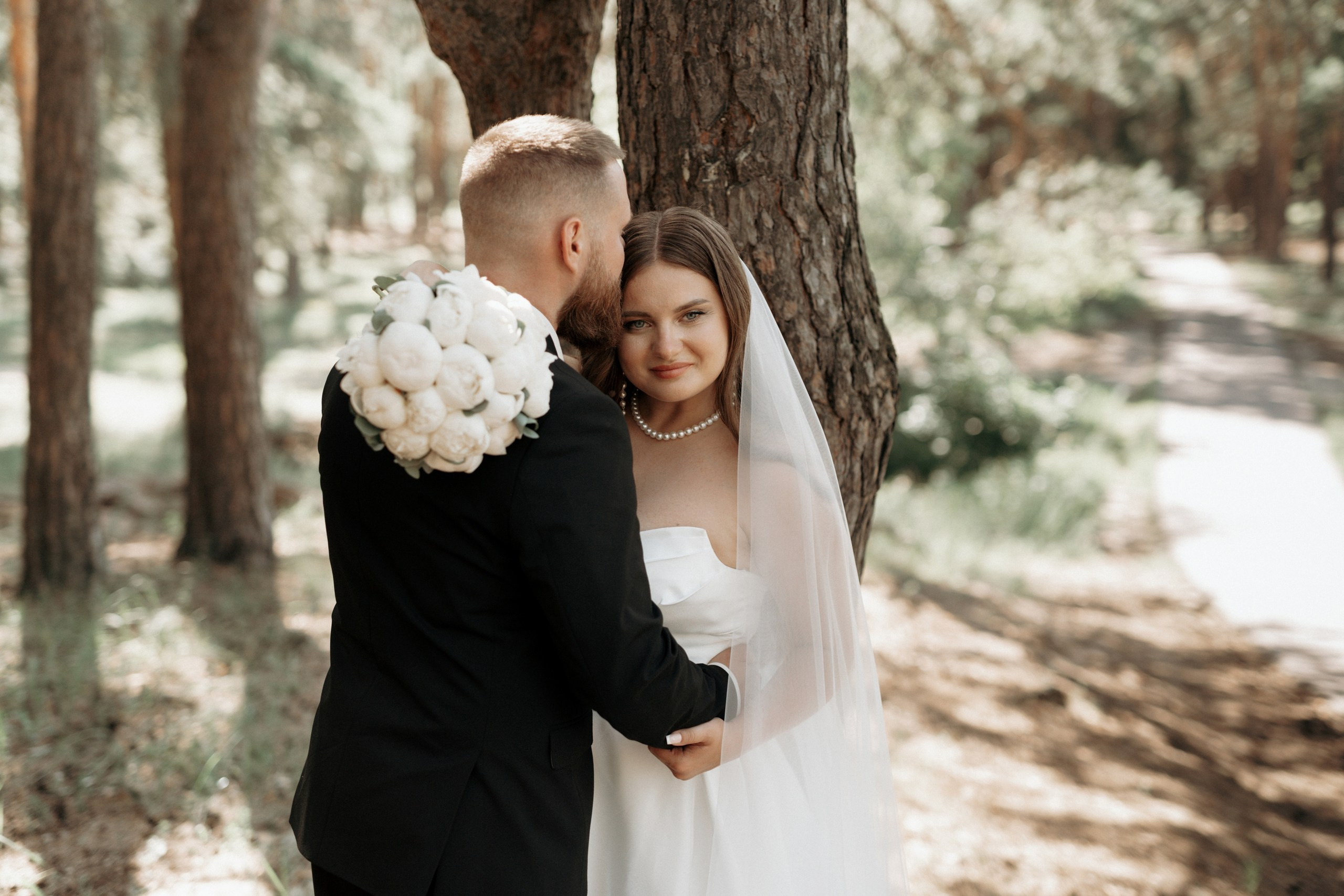 Свадьба Анастасии и Евгения, Картинная галерея, прогулка в лесу. Ресторан «Хлеб и Винотека». Свадебный фотограф в Тамбове Павел Четвертков