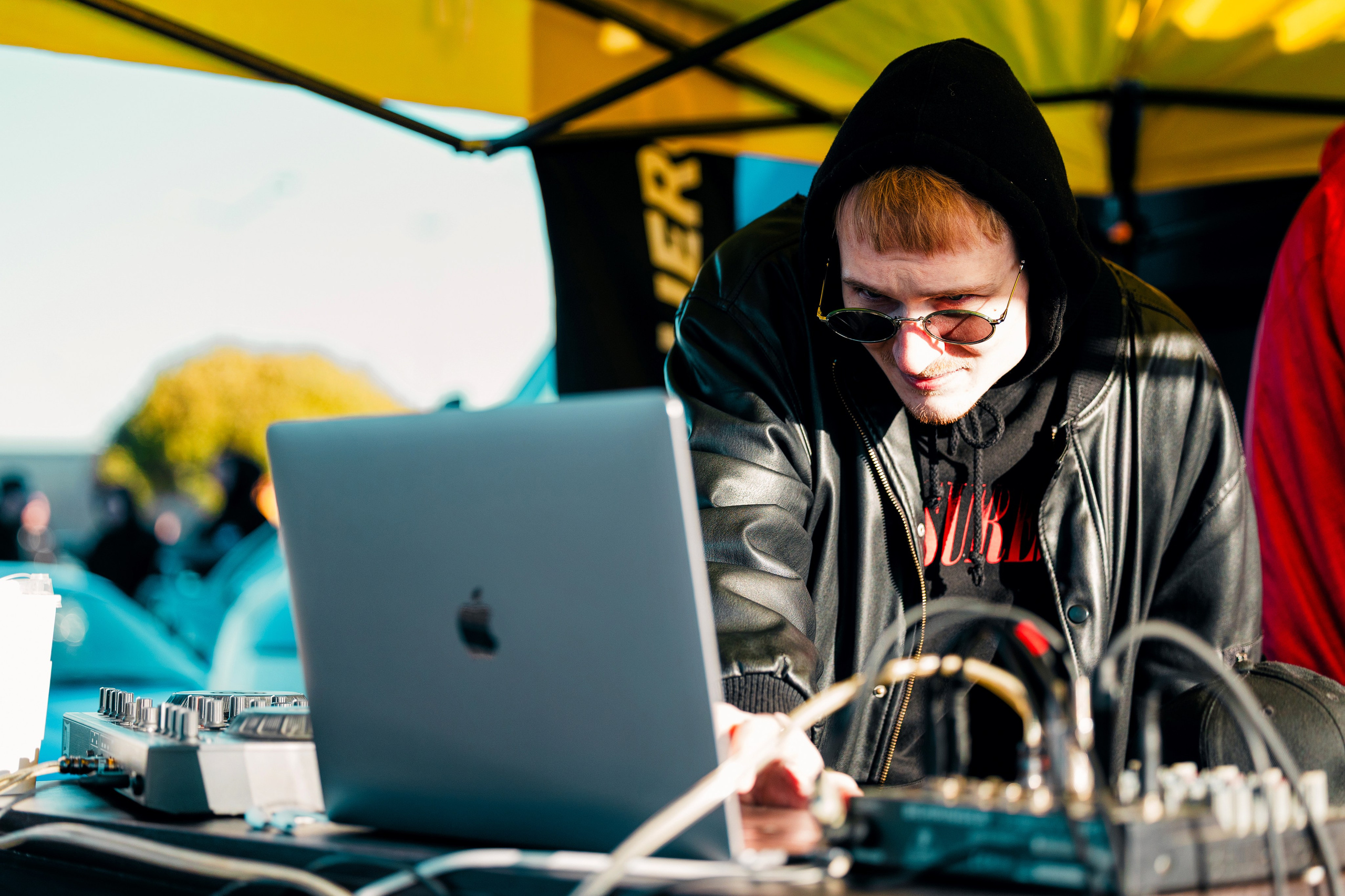 Фотографии закрытия сезона 2025 VibeSide — дрифт и автошоу у МЕГА Дыбенко, Санкт-Петербург