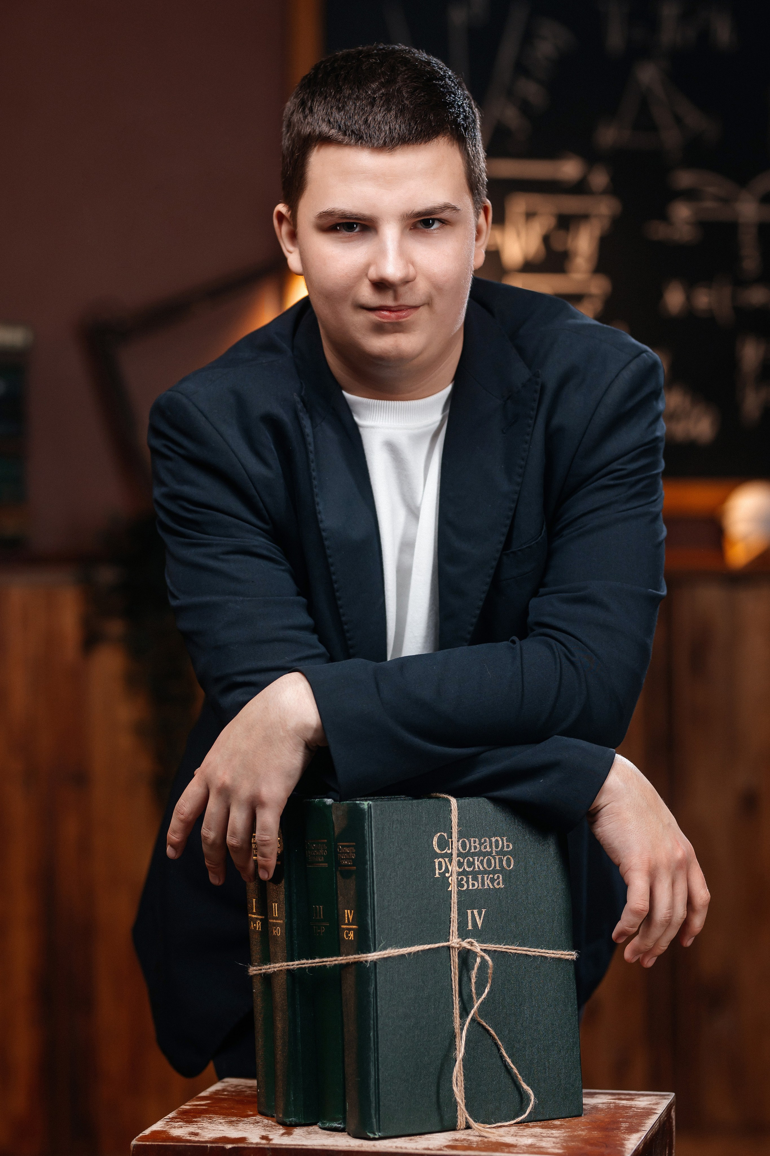 Портрет разноформатный. Правильный Выпускной Альбом