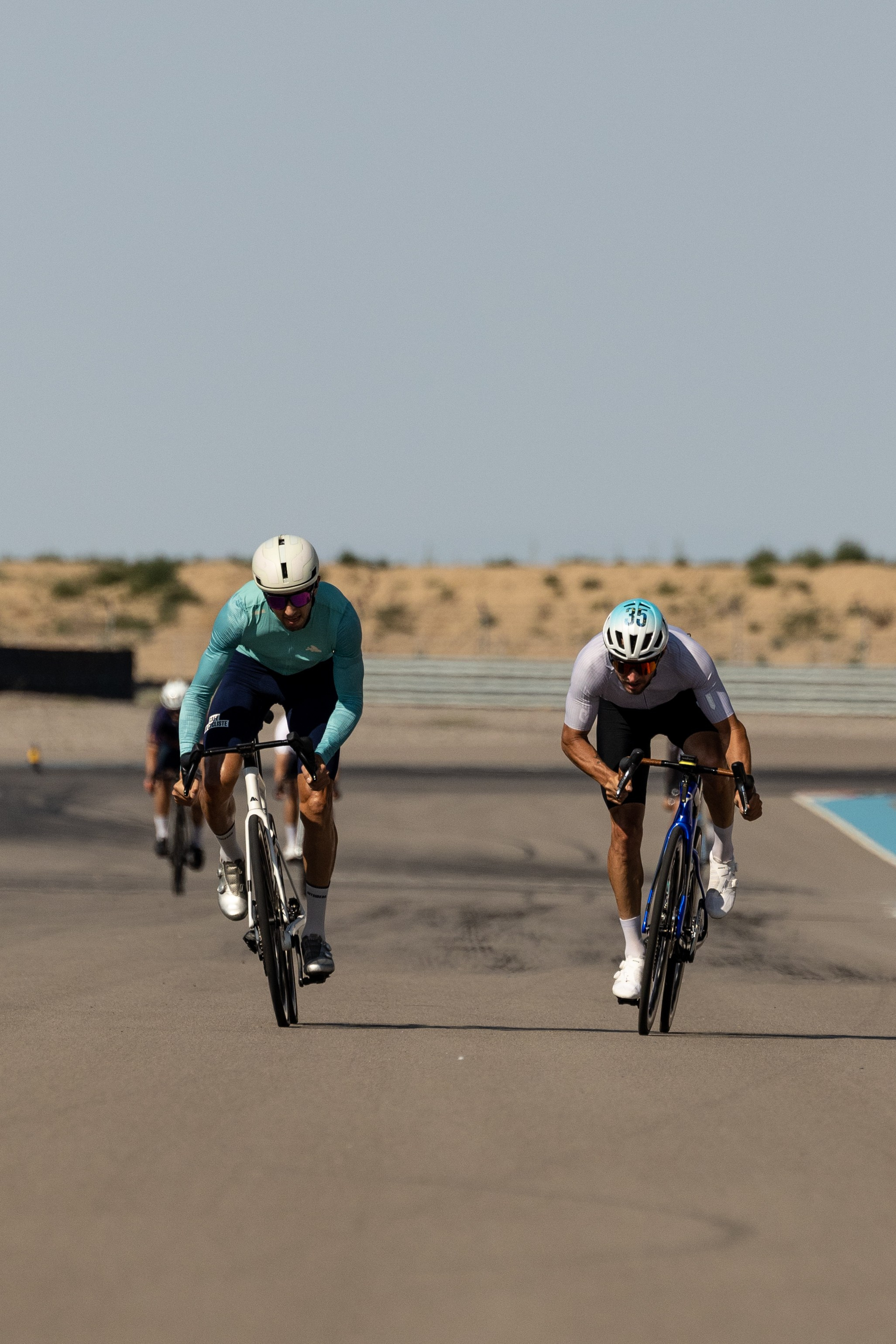 SUNDAYBIKE. Кристина Шнайдер репортажный фотограф Алматы