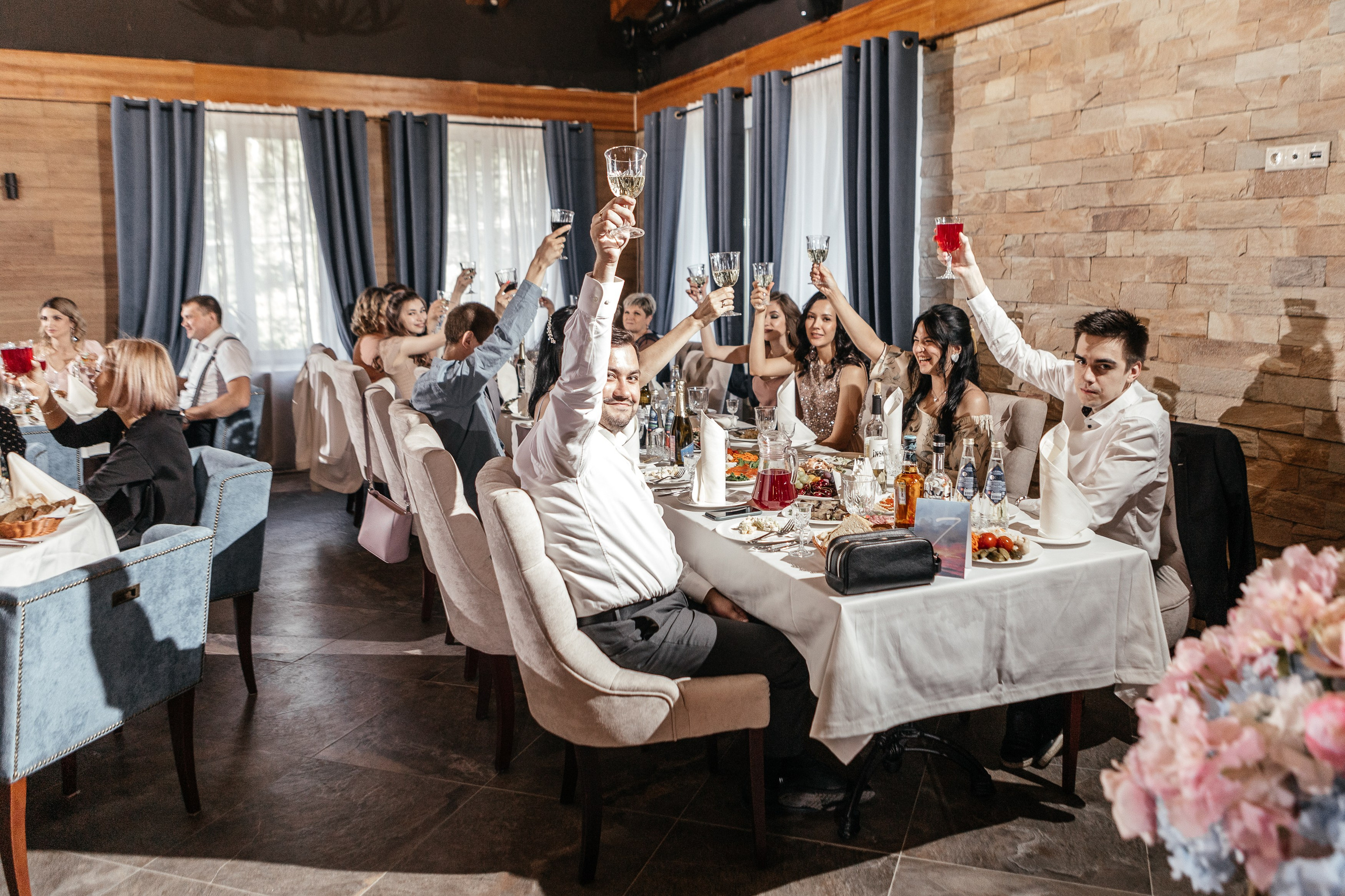 Свадебный фотограф Уфа — Руслан ГабдлисламовЖивые эмоции, красивые кадры, воспоминания на всю жизнь.Работаю по всей Республике Башкортоста. Свадебный фотограф Уфа Руслан Габдлисламов