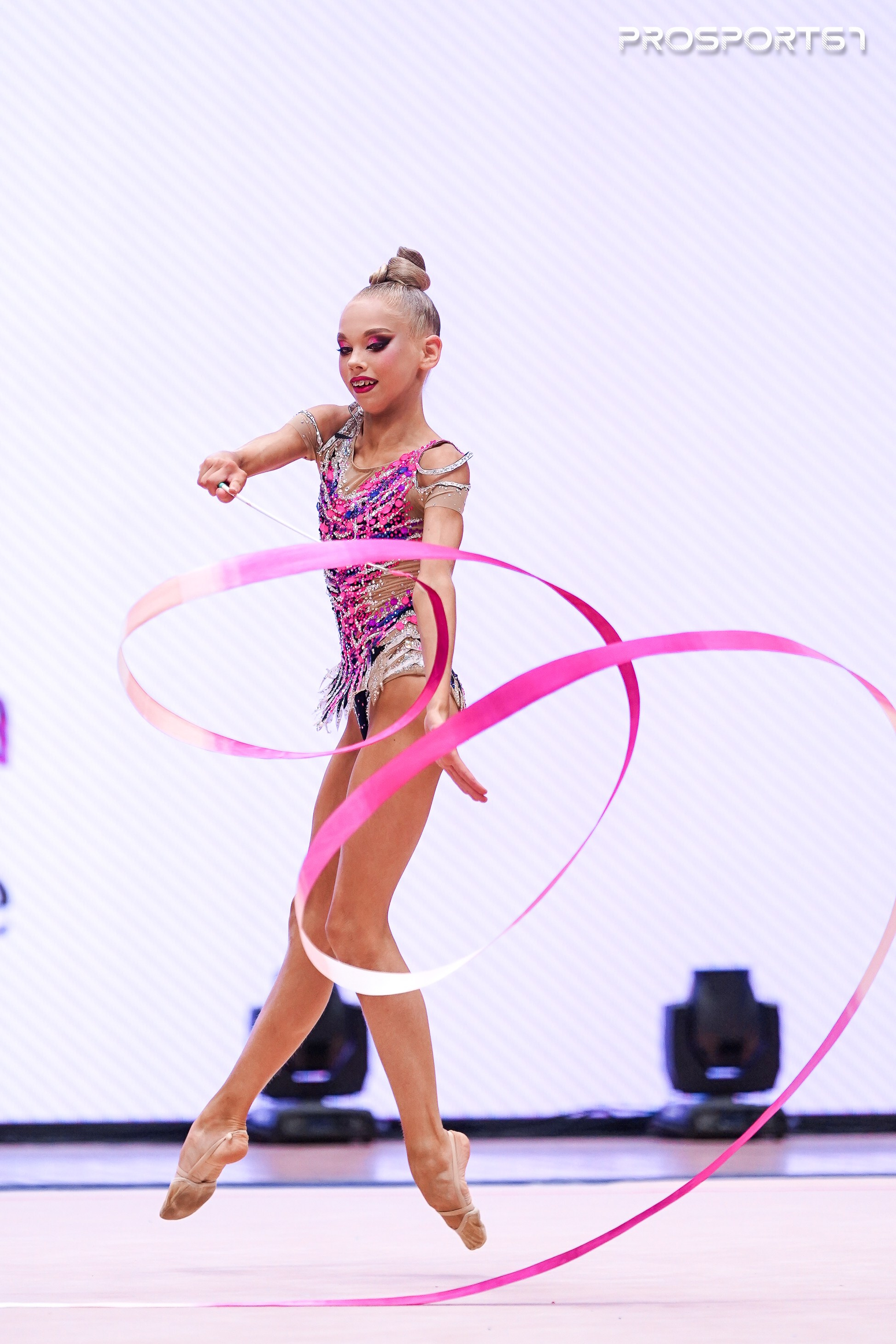 Ева Кононова. Хрустальная роза 2025 г.Минск. Спортивный фотограф Олег Медведев | prosport67 | Смоленск