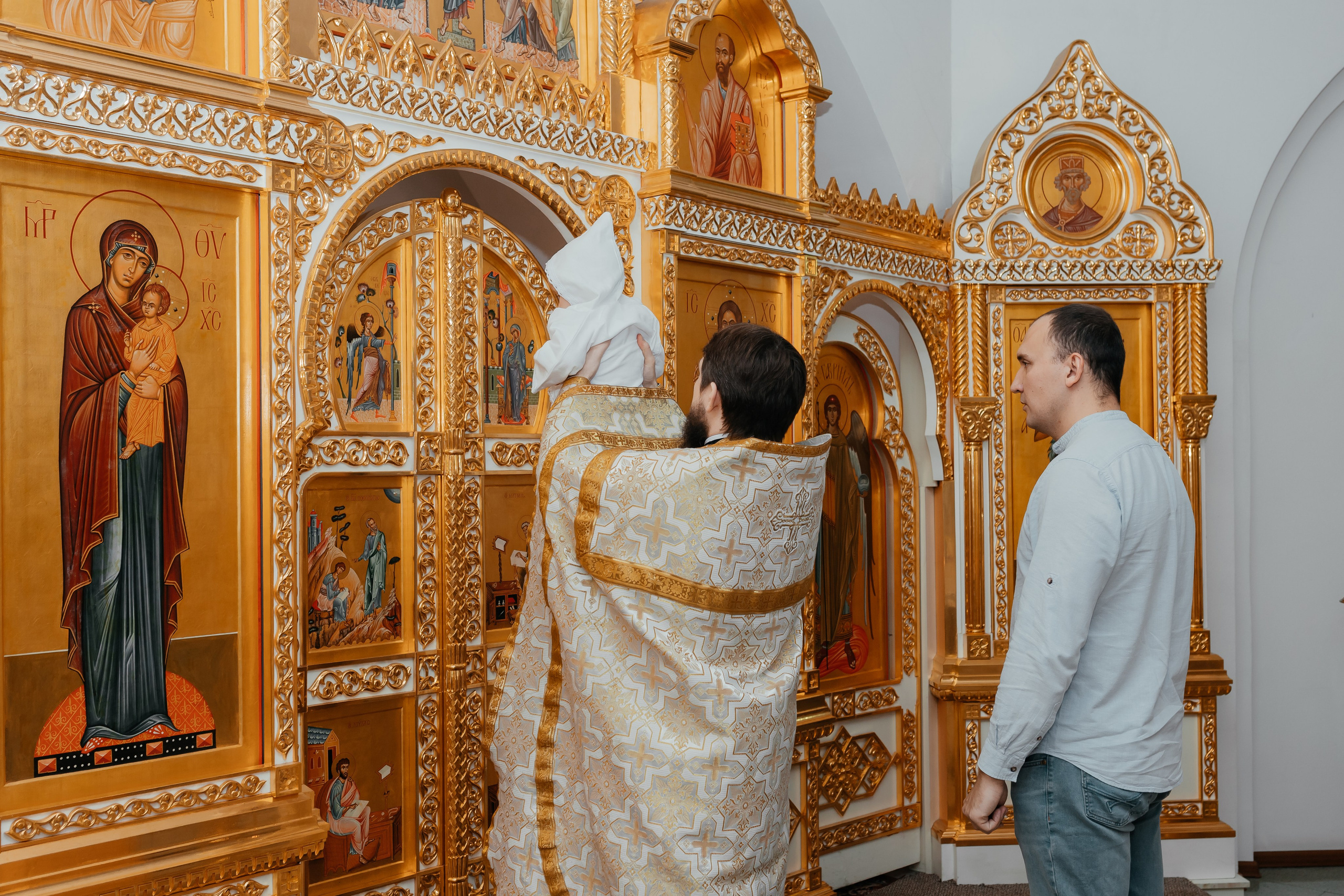 Крещение Георгий. Семейный и домашний фотограф в Москве и МО Королева Валерия
