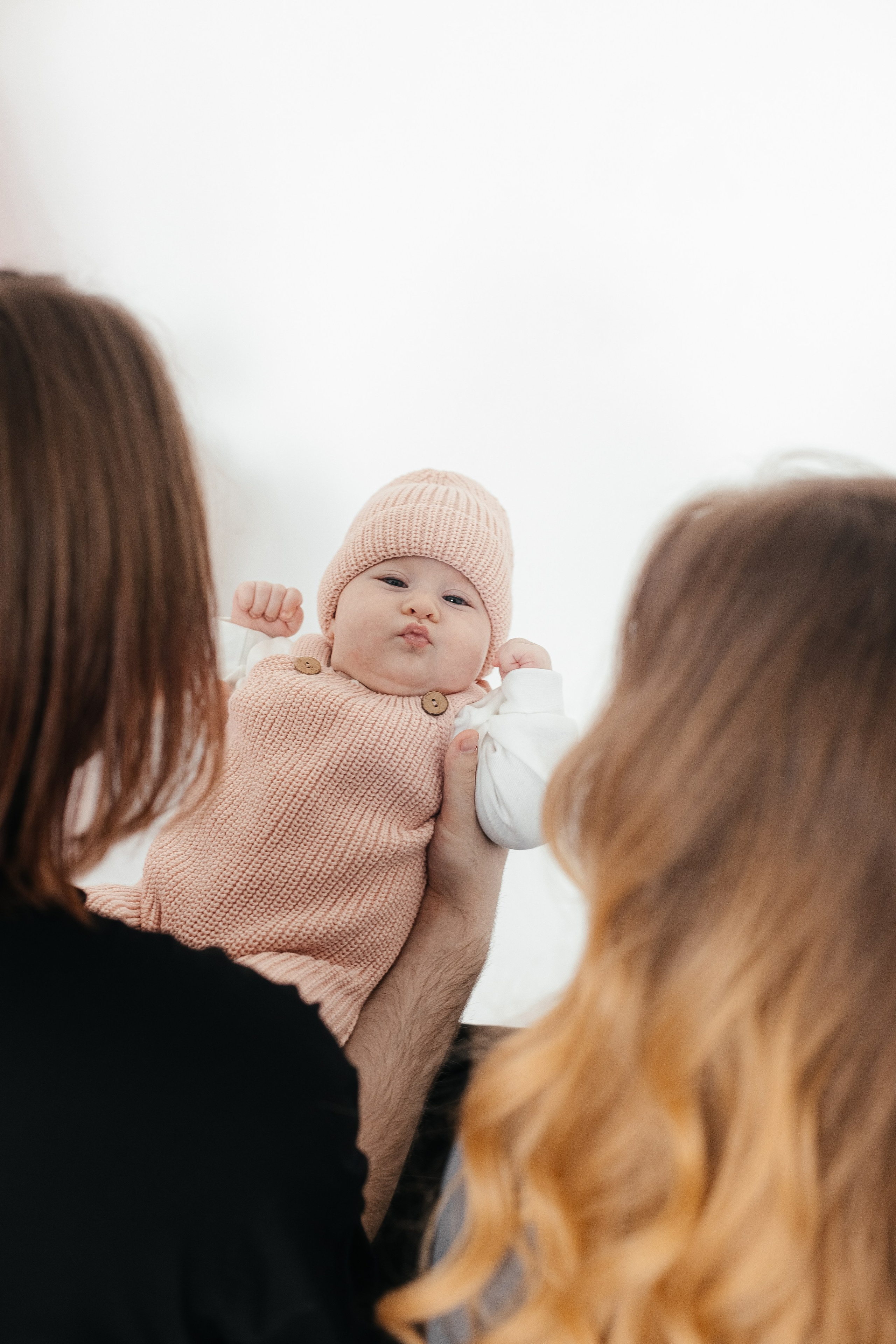 Зоя, Дима и Вика. Главная