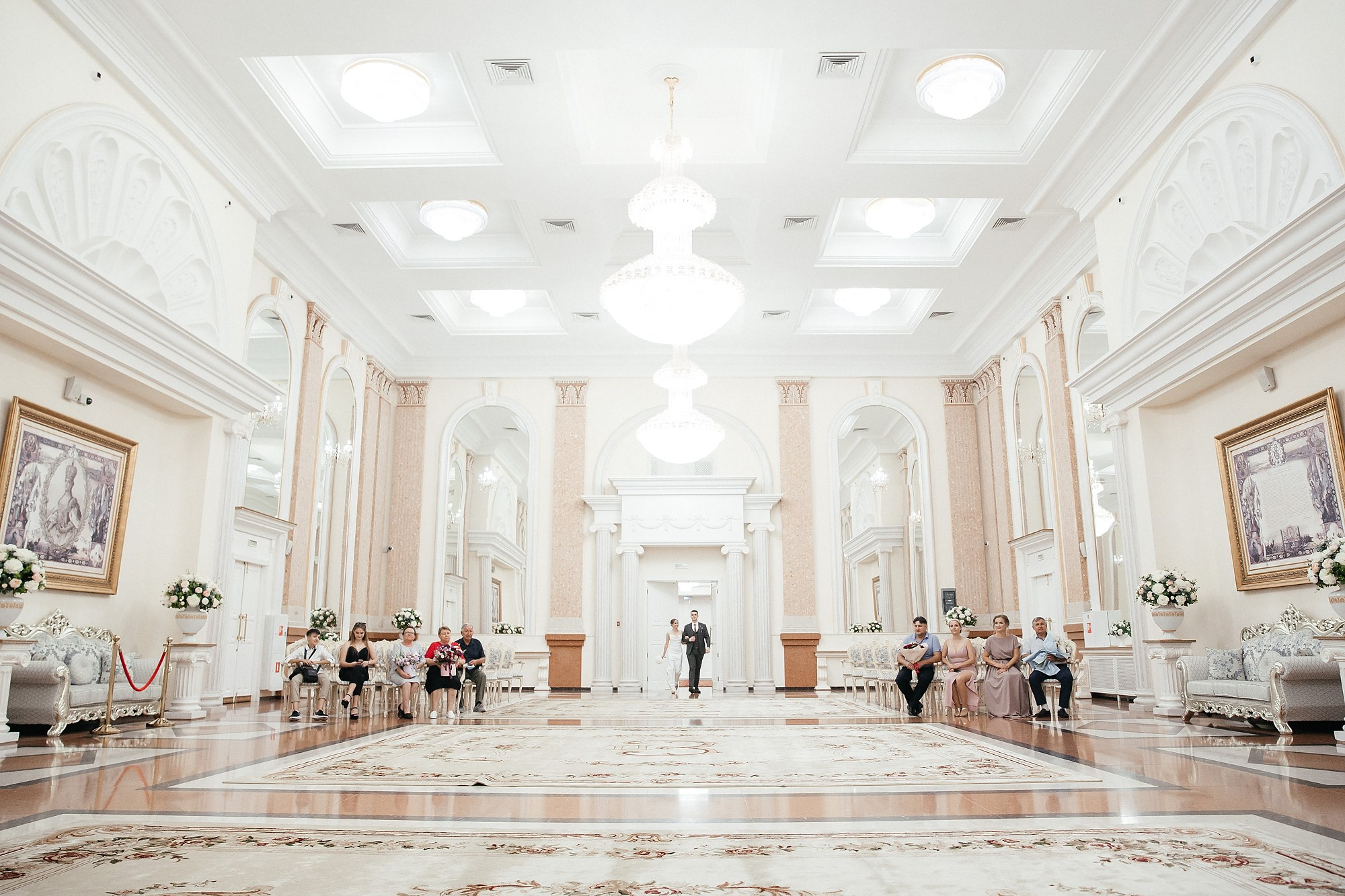 Фотосессия в студии, ЗАГСе и в студии. Свадебный, репортажный фотограф Дмитрий Макарченко