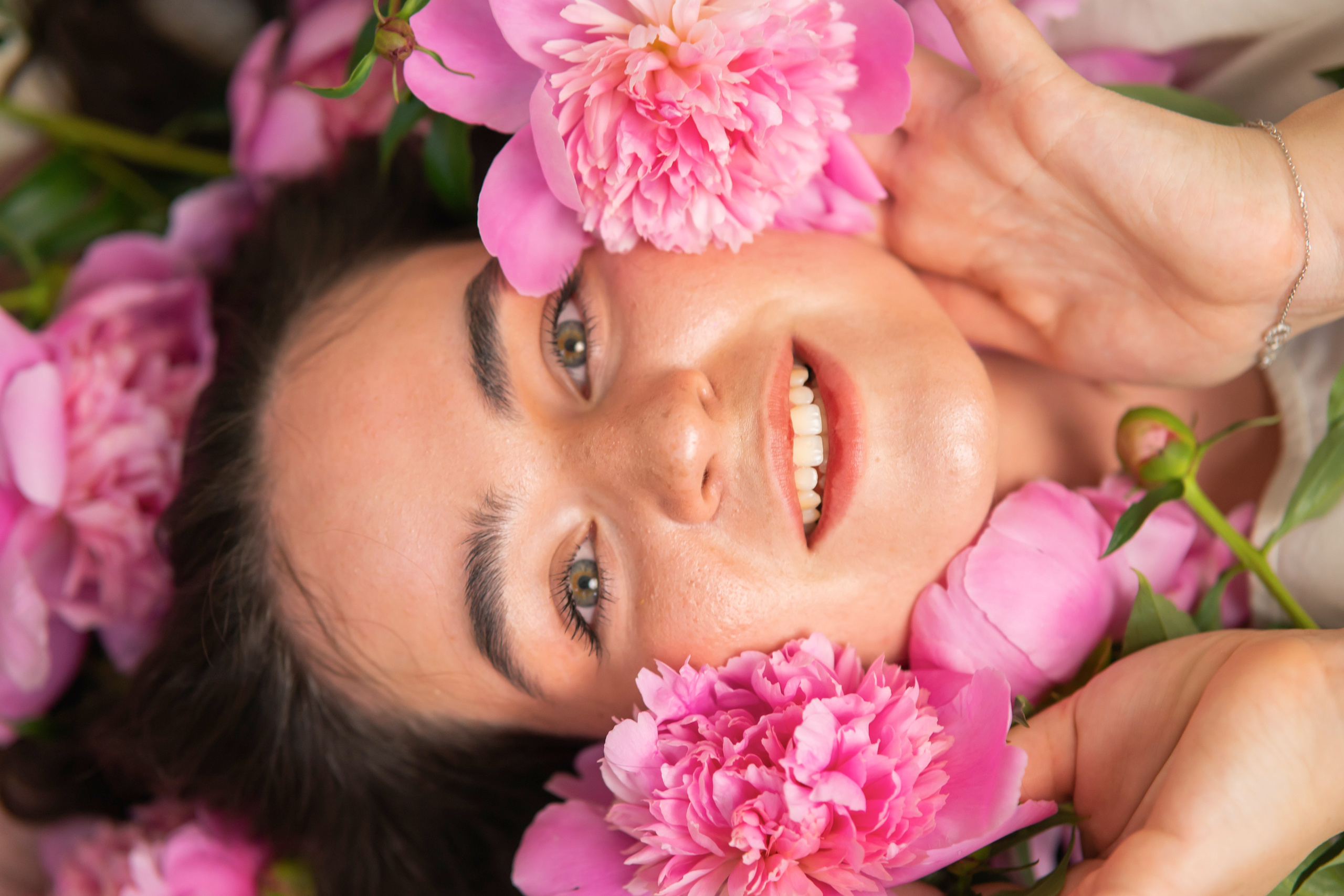 Фотосессия с пионами. Фотограф и Видеограф Алексей Удовиков