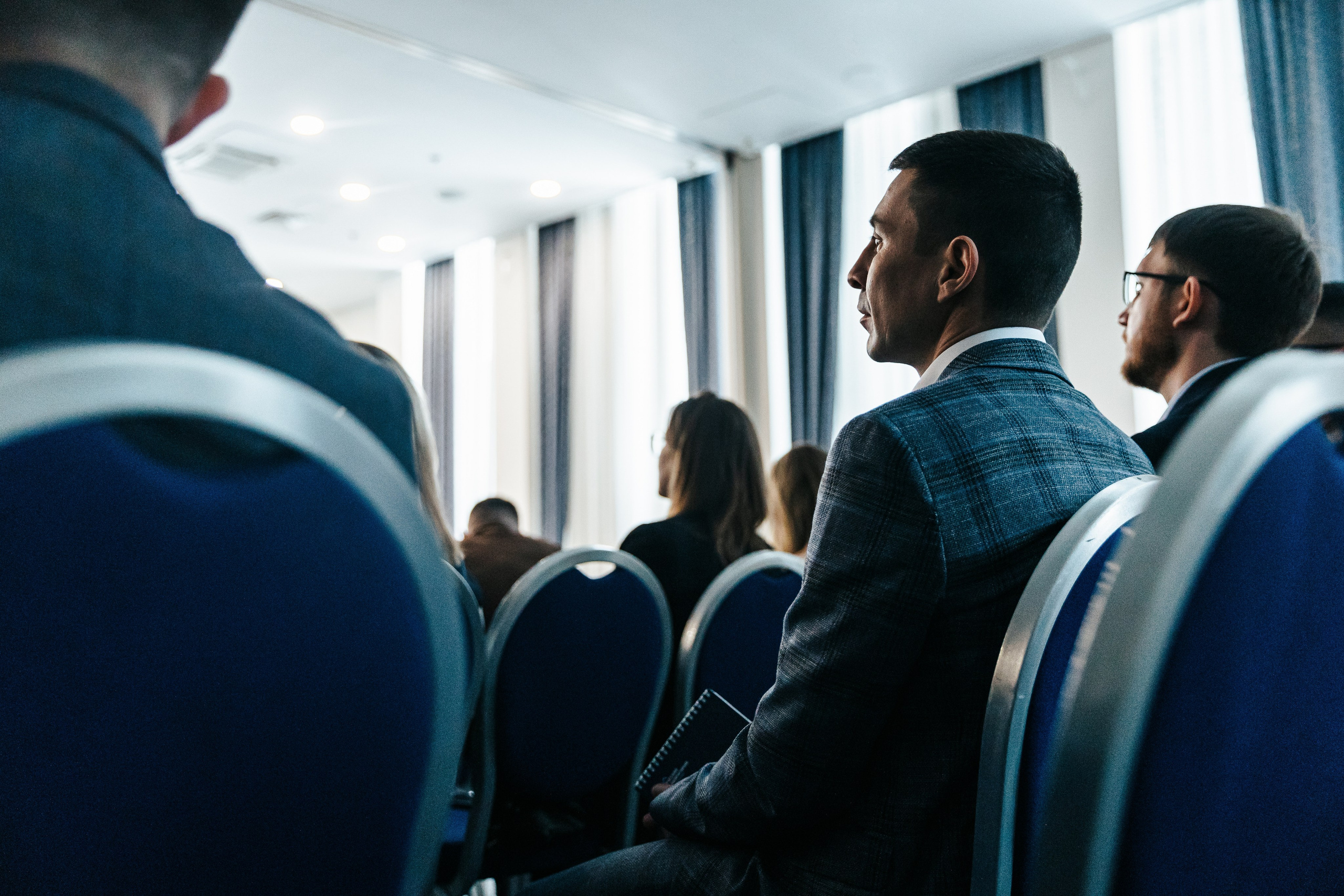 Деловые мероприятия. Виктор Черных