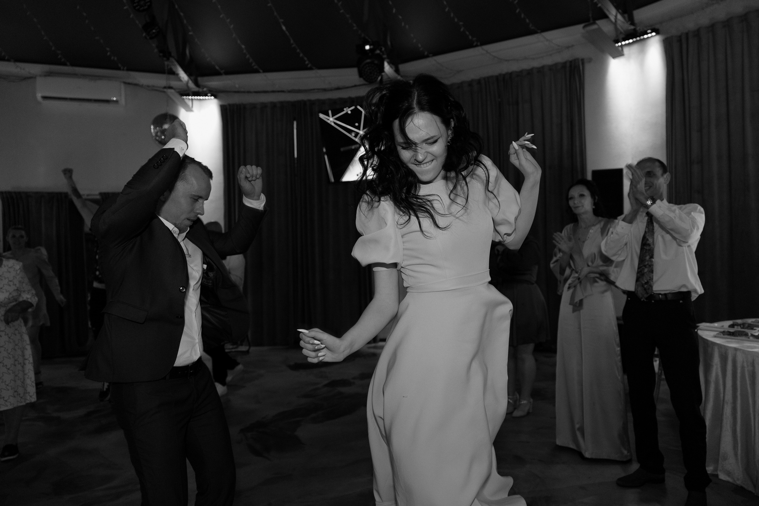 Илья и Кристина. Свадебный фотограф в Санкт — Петербурге и Ленинградской о