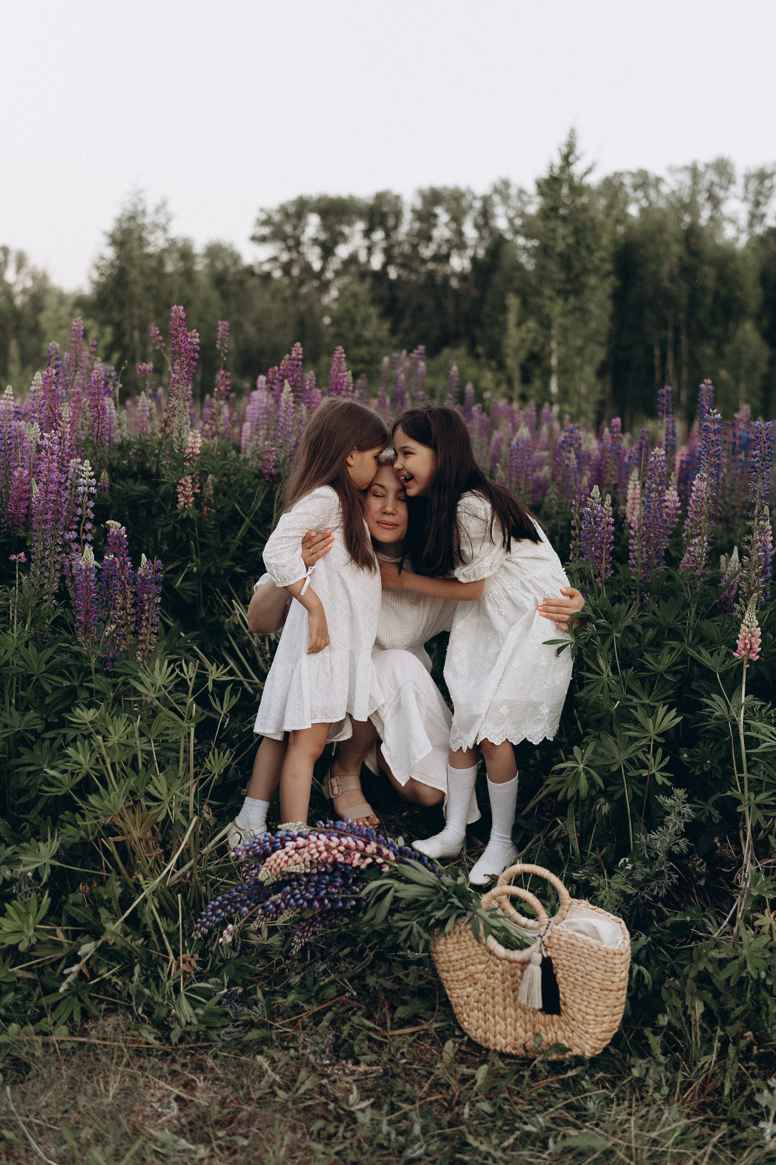 А на земле опять цветут люпины. Семейный и домашний фотограф в Уфе Ирина Гарасюта