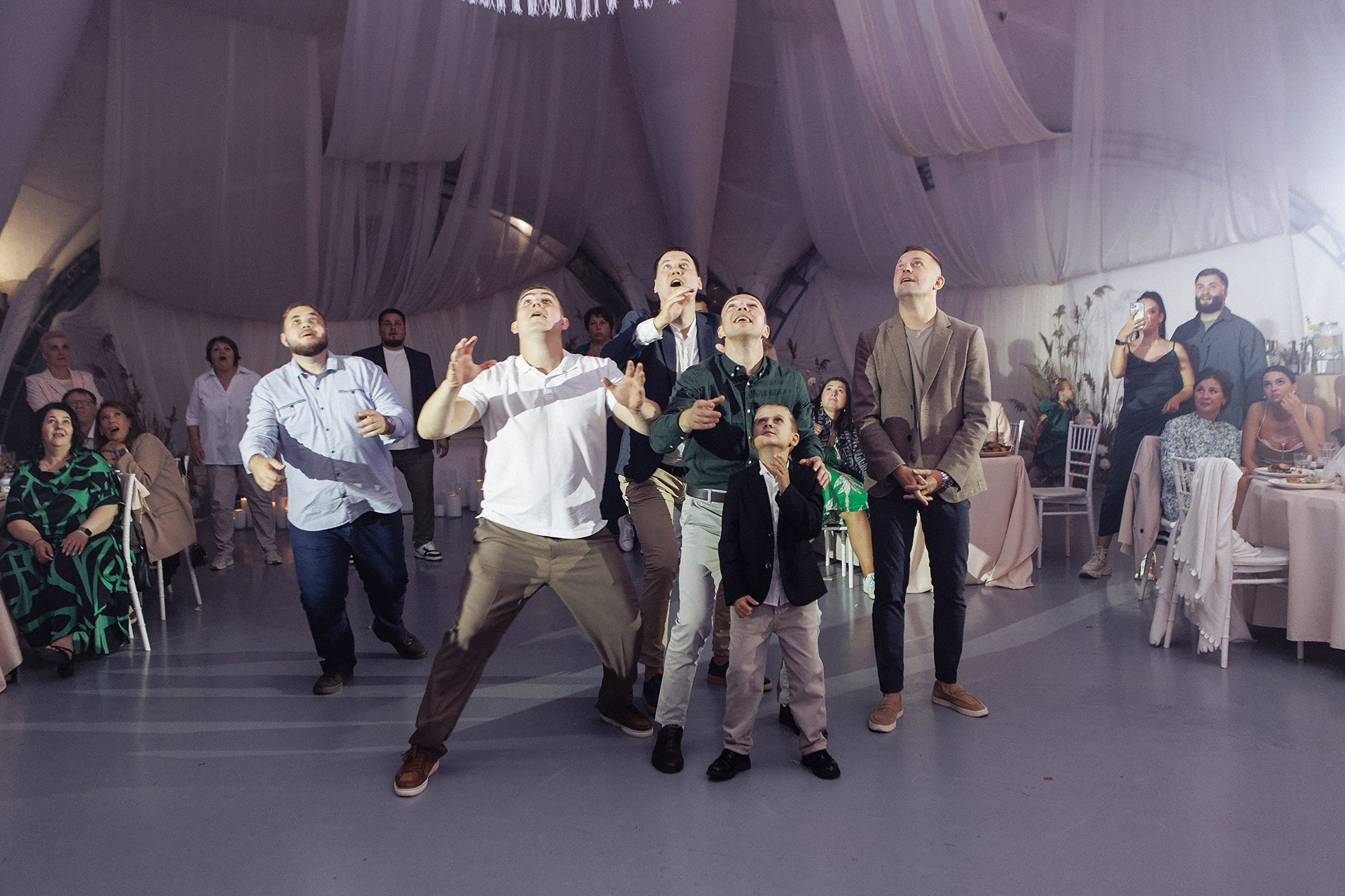 Леша и Даша 21.09.24. Свадебный фотограф Владивосток Алина Гевондова