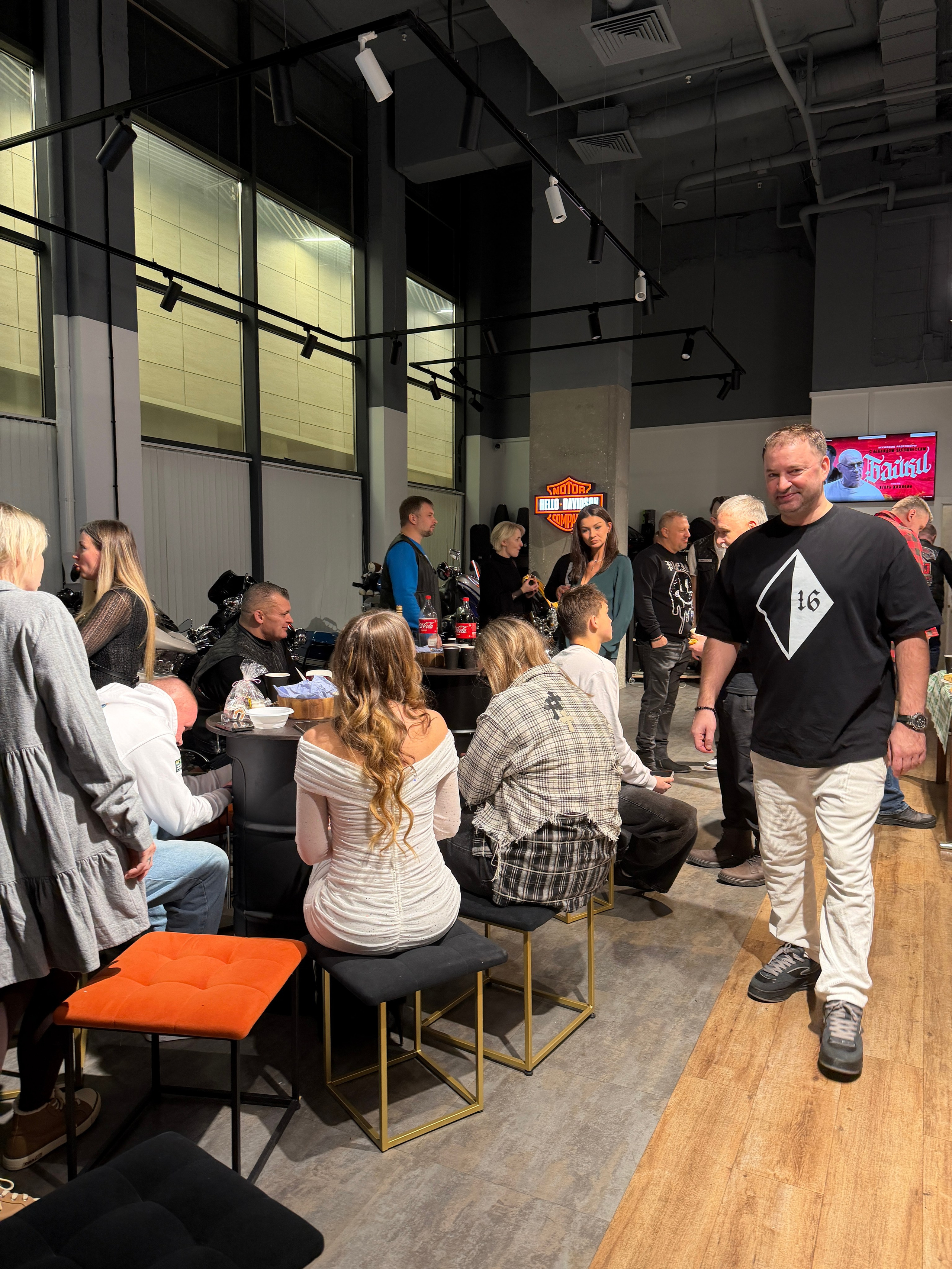 НОВЫЙ ГОД 2026. Hello Davidson, Москва. Только хорошие мотоциклы…