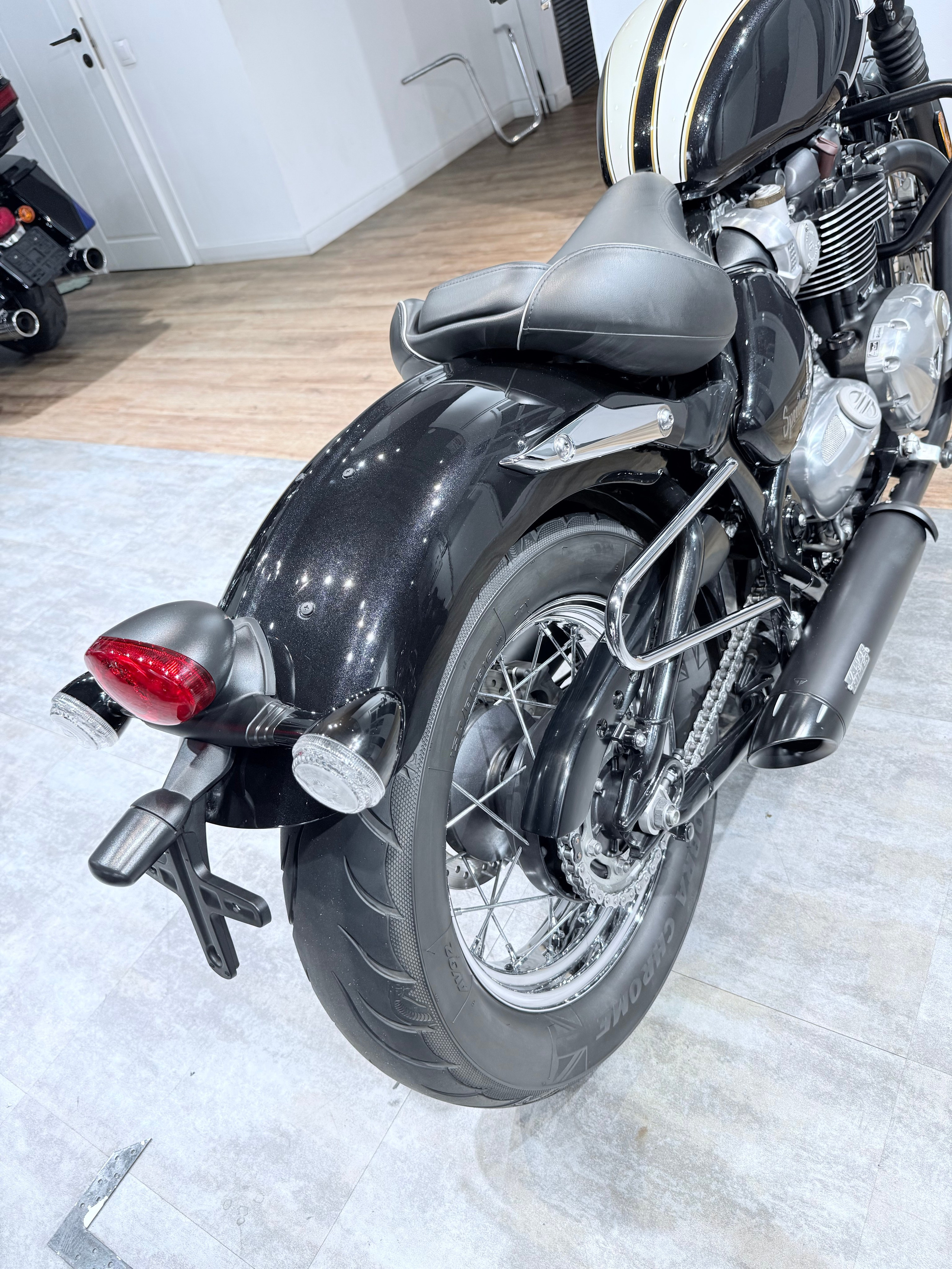 2019 Bonneville Speedmaster Bobber. Hello Davidson, Москва. Только хорошие мотоциклы…