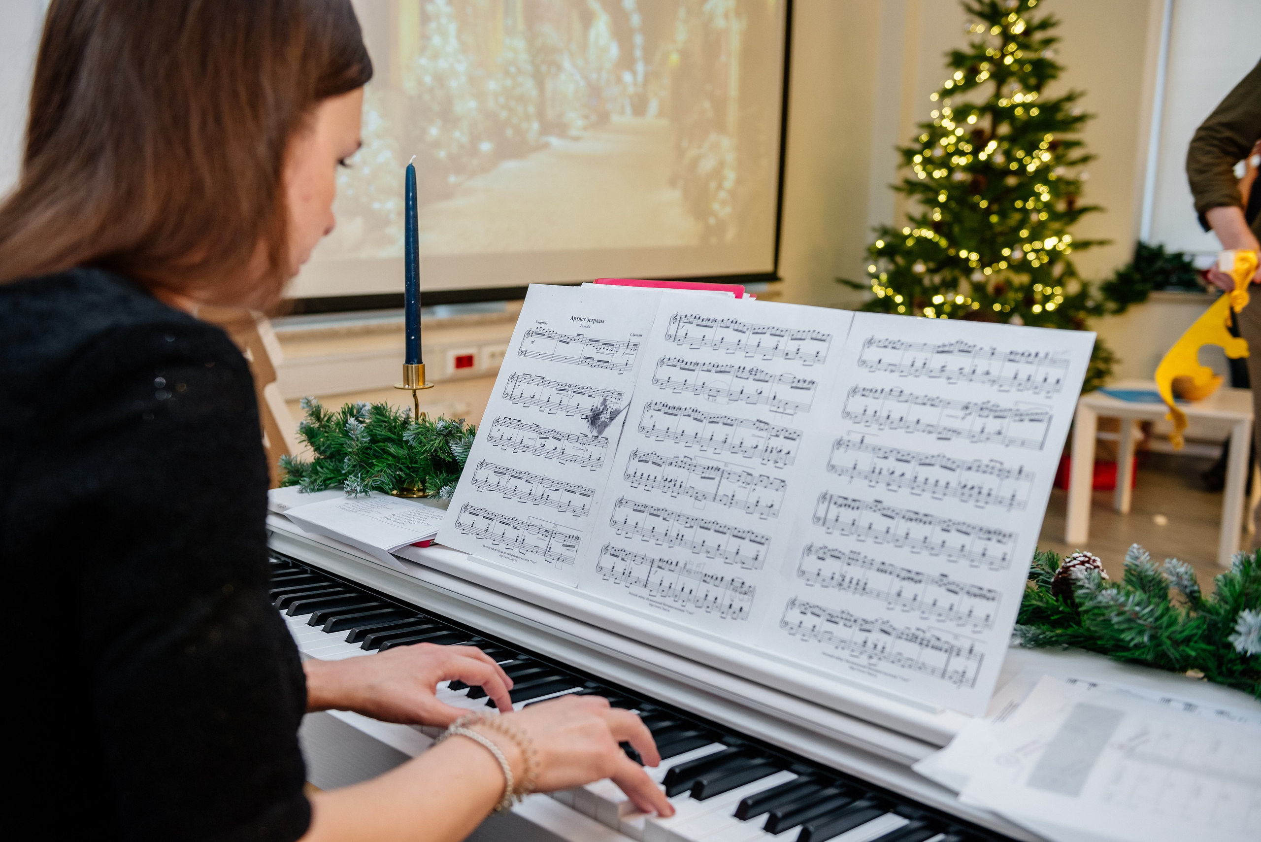 Английская школа. Study Lab. Фотограф LANA STIL. Семейный, репортажный фотограф, студия. Женский, мужской портрет. Фотографирую территориально в г. Королев, Москва, МО