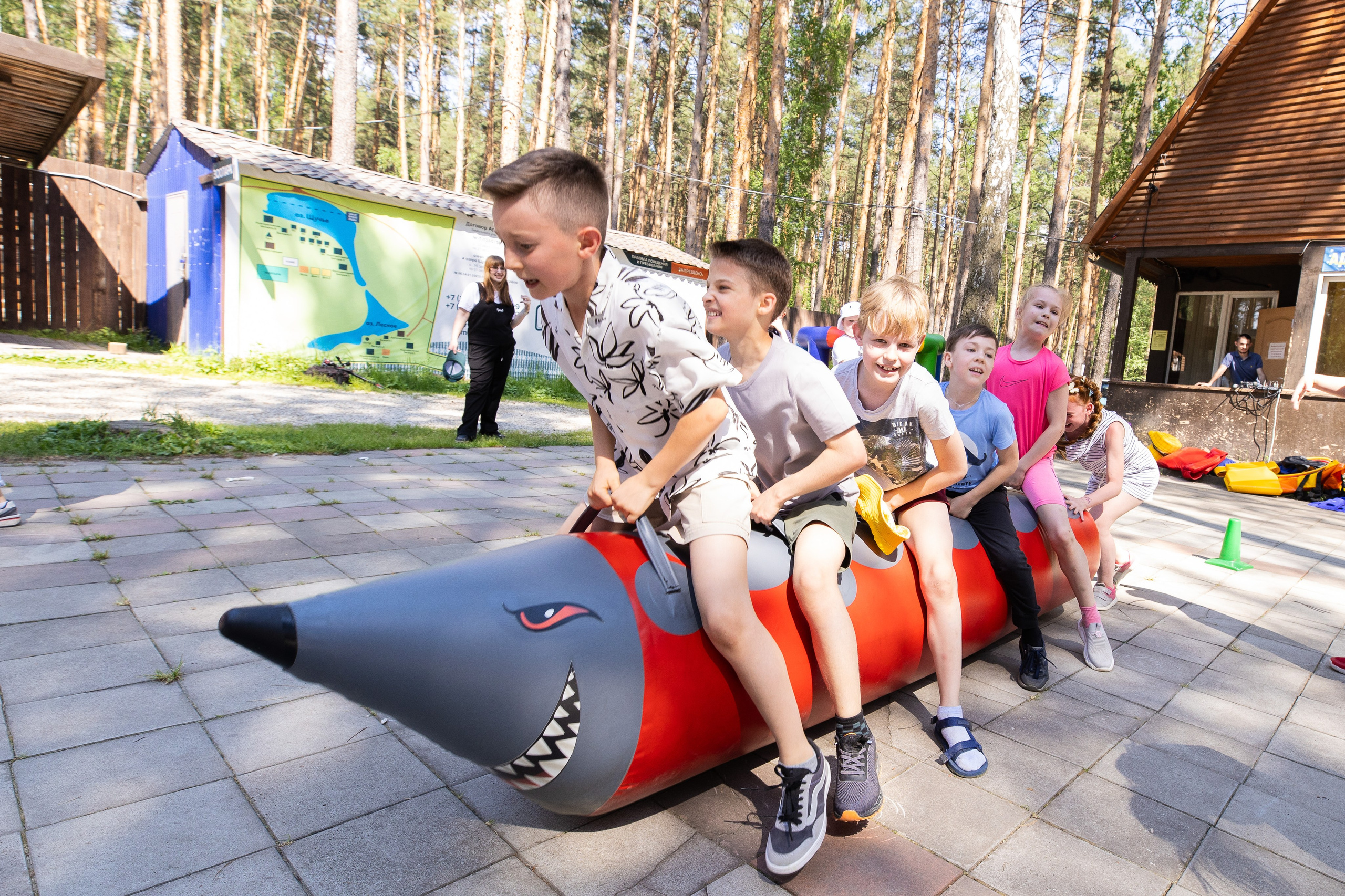 Фото и видео на выпускной в школе и детском саду. Свадебный, семейный видеограф и фотограф в Екатеринбурге Николай Рыков