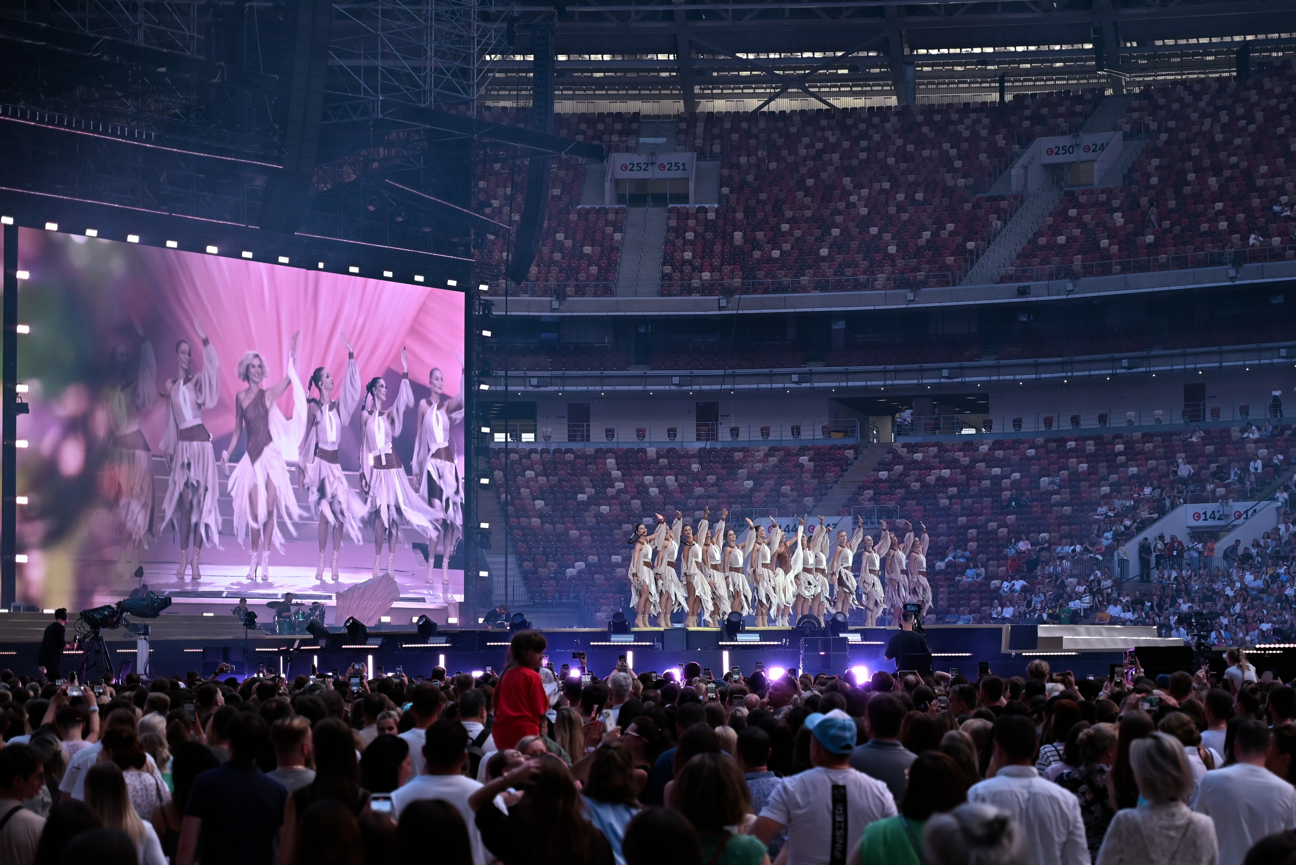 Концерты/Шоу. Репортажный и Портретный фотограф Глекова Ксения