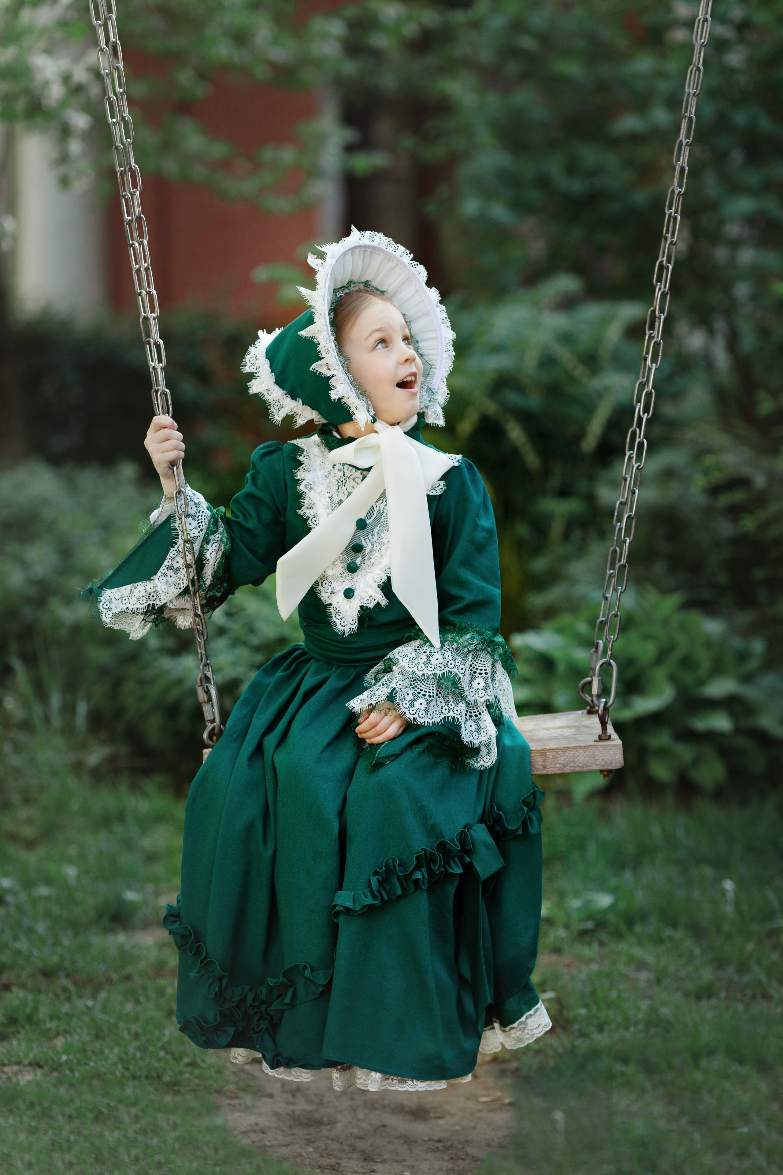 Московский дворик. Актерское и модельное портфолио. Фотограф в Москве Екатерина Коломеец