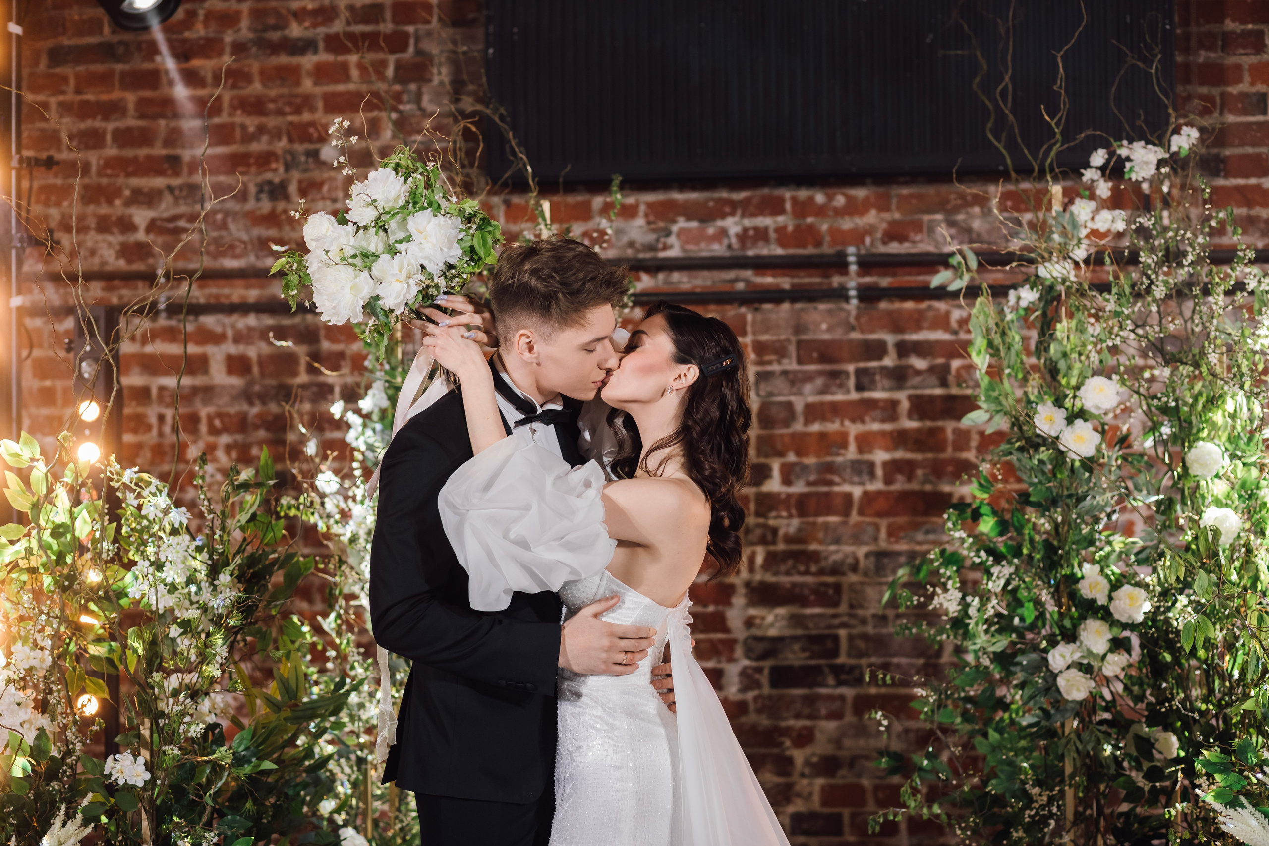 Мария и Алексей. Лофт. Свадебный и семейный фотограф в Москве Евгения Лисина