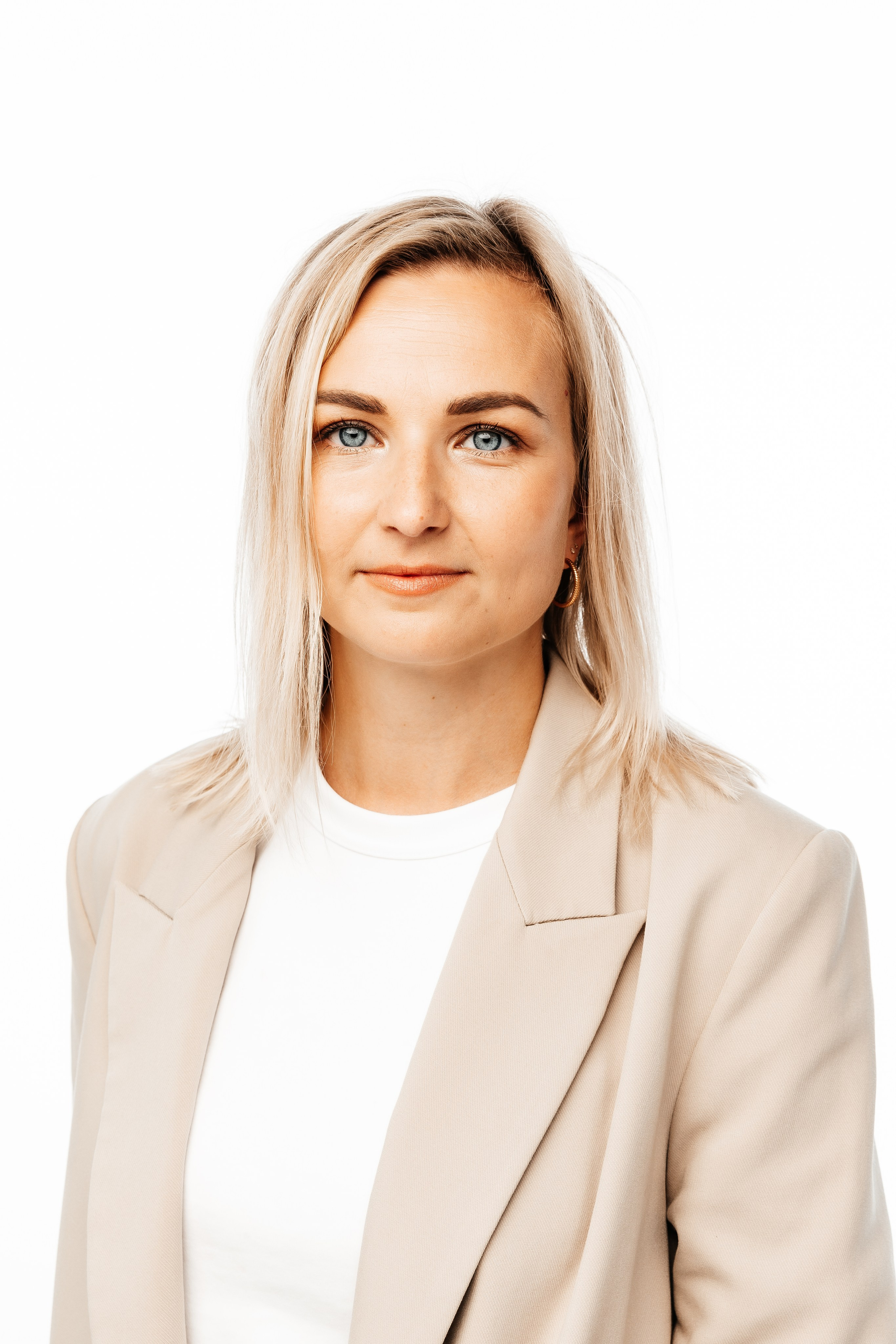 БИЗНЕС КОНТЕНТ. Главная / Home