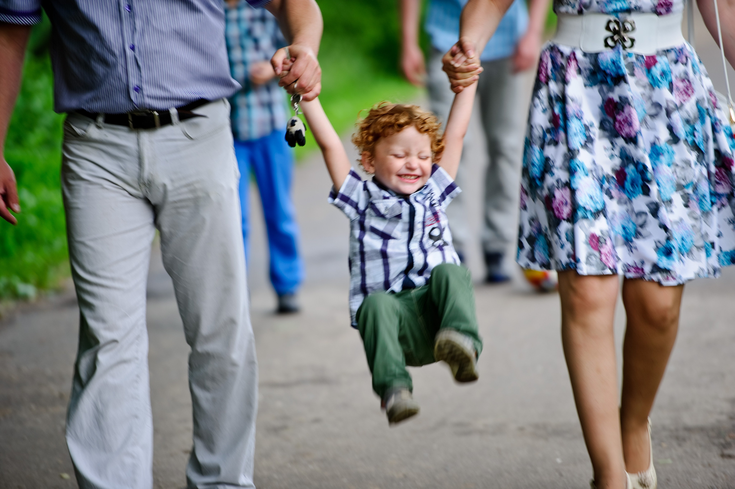 Лада, Дмитрий и 3 сына. Прогулка, Москва. Семейный фотограф Анна Дубовская