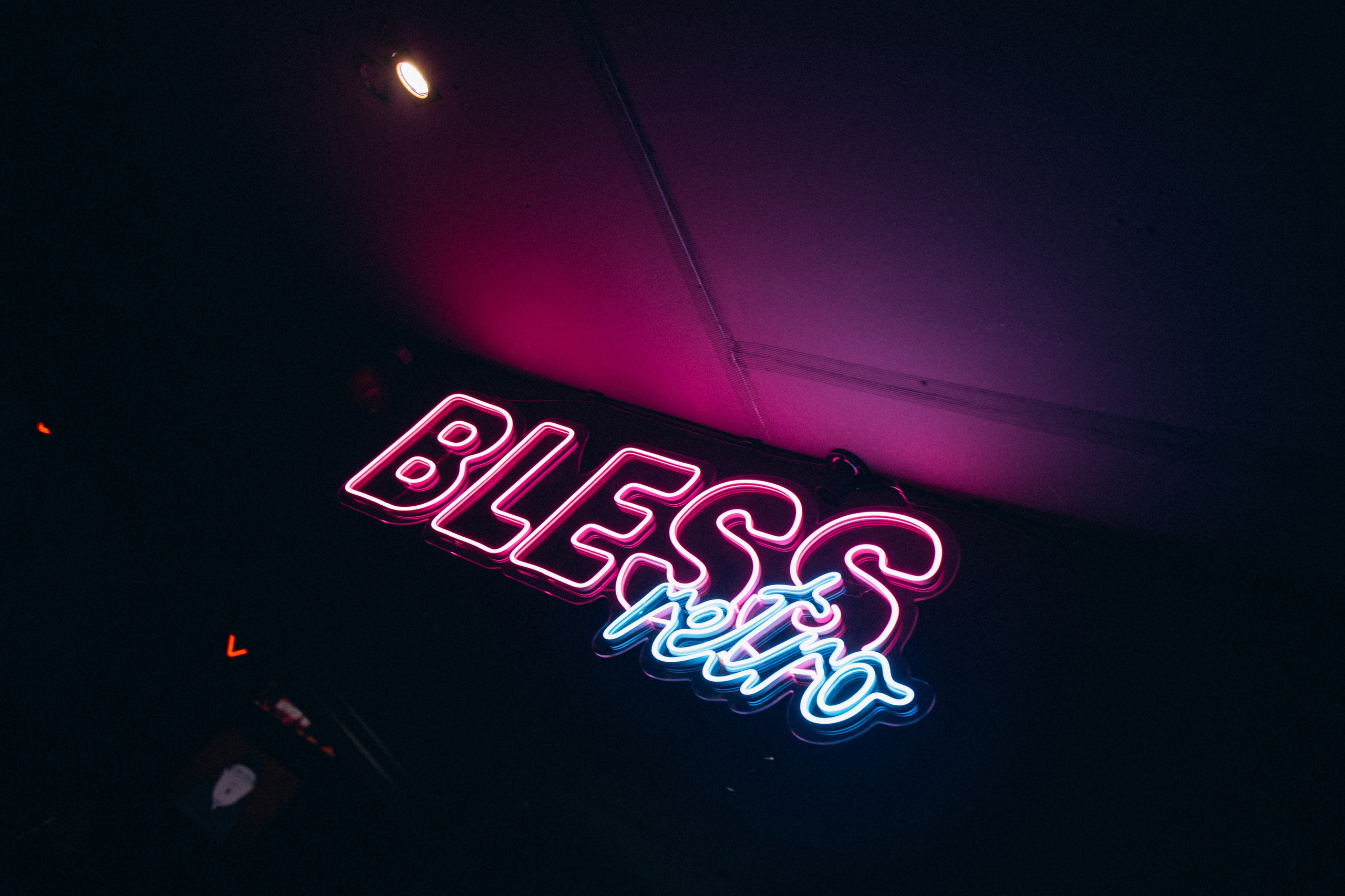 Bless 19-04-25. Свадебный фотограф Роман Медведев , Минск, Беларусь