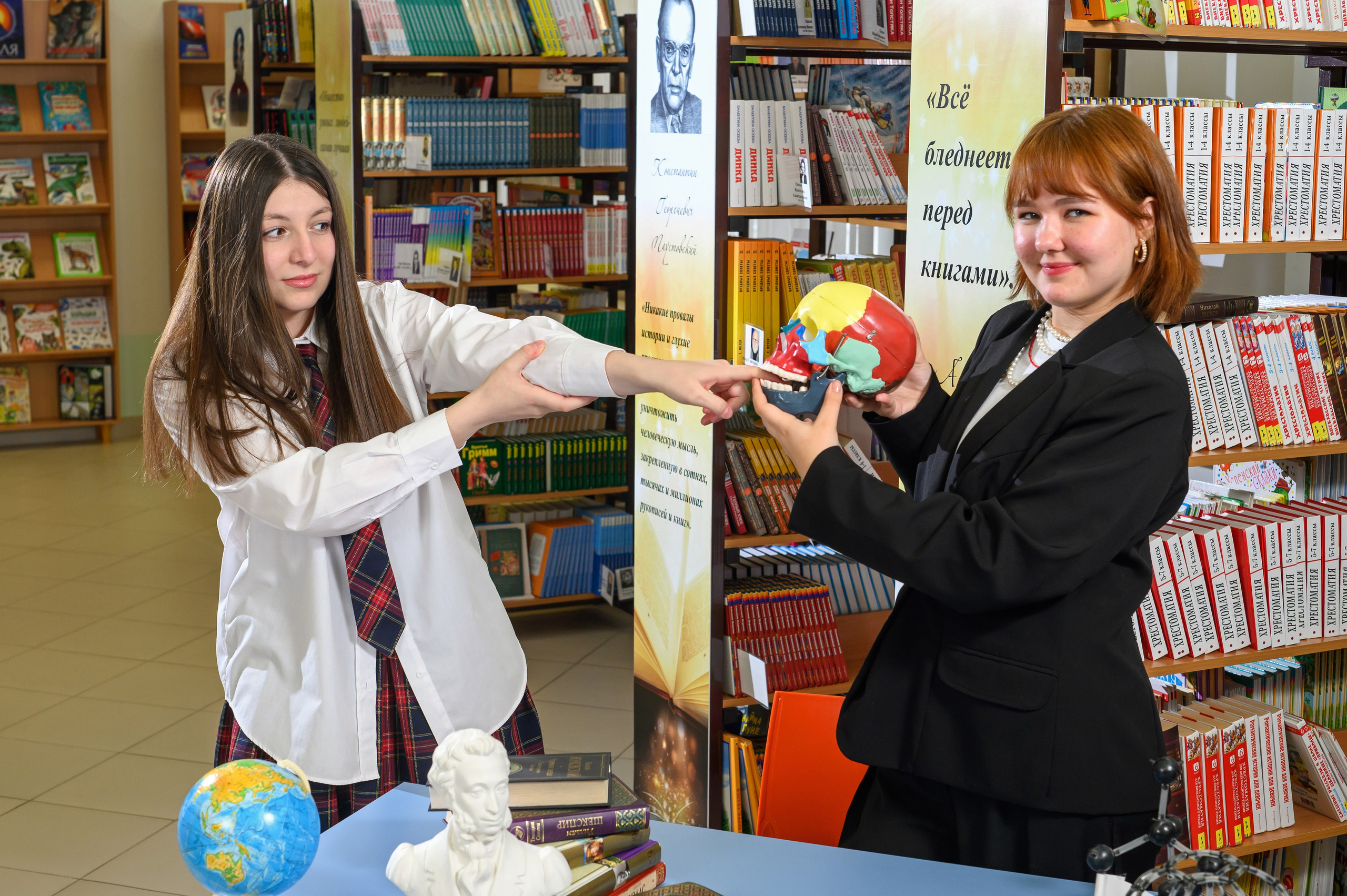 Фотосессия в школьной библиотеке Краснодар СОШ 102 9М класс. Вячеслав Скрипник Фотограф Краснодар