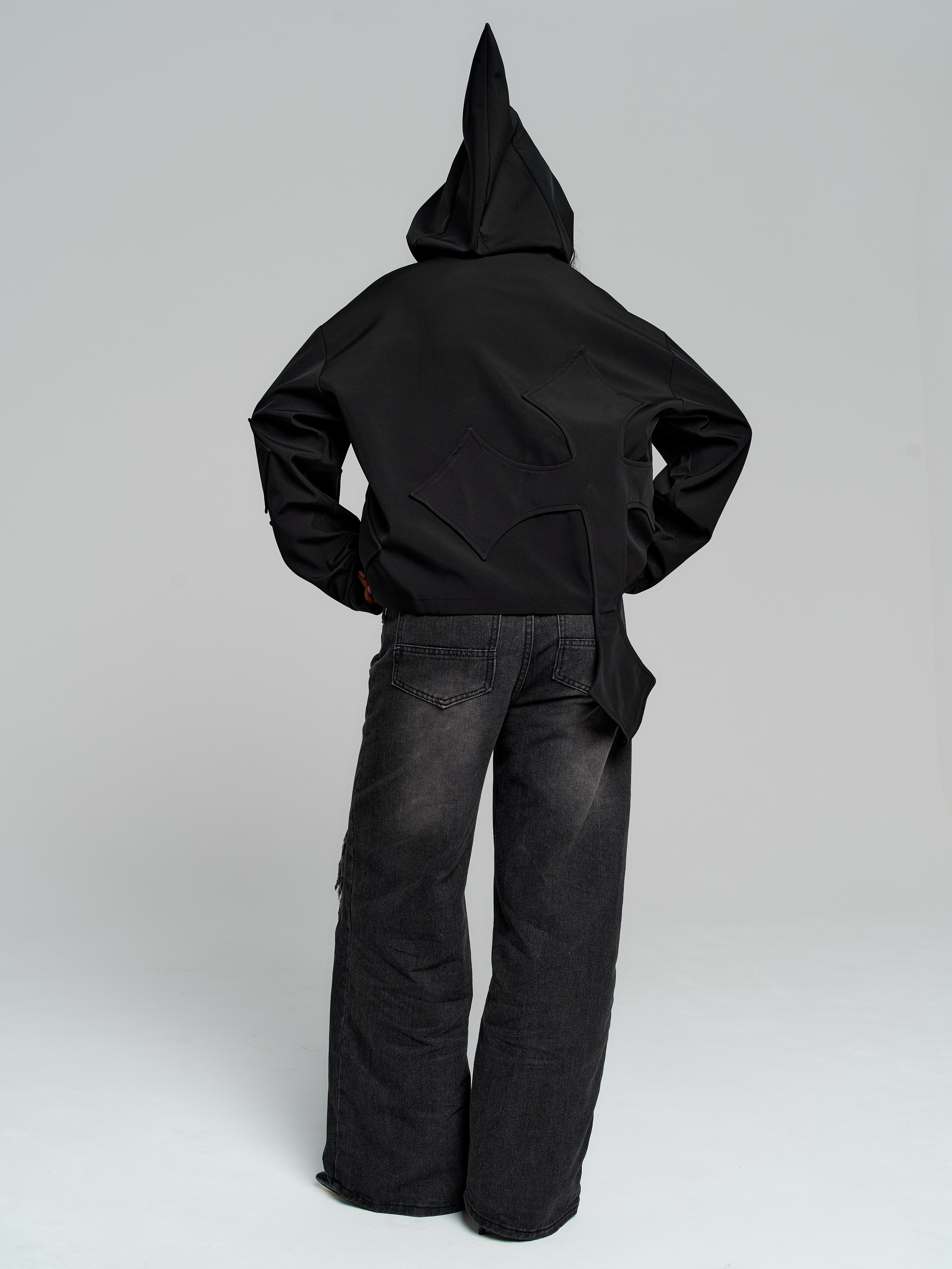 Худи. Фотограф для маркетплейсов в Москве