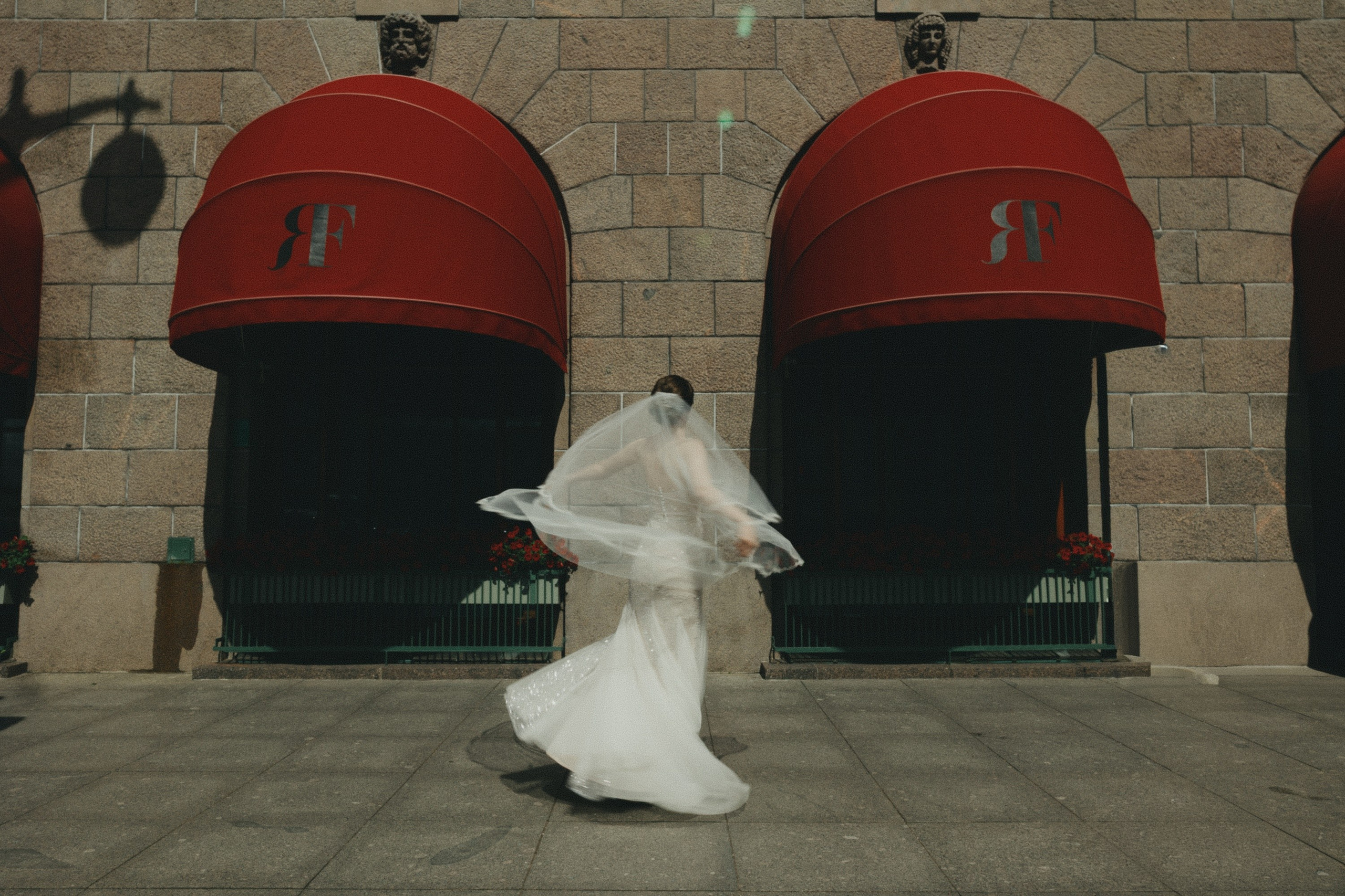 Алена и Денис — обработка в стиле ретро пленка. Свадебный фотограф в Санкт-Петербурге Рябикин Александр , занимаюсь св