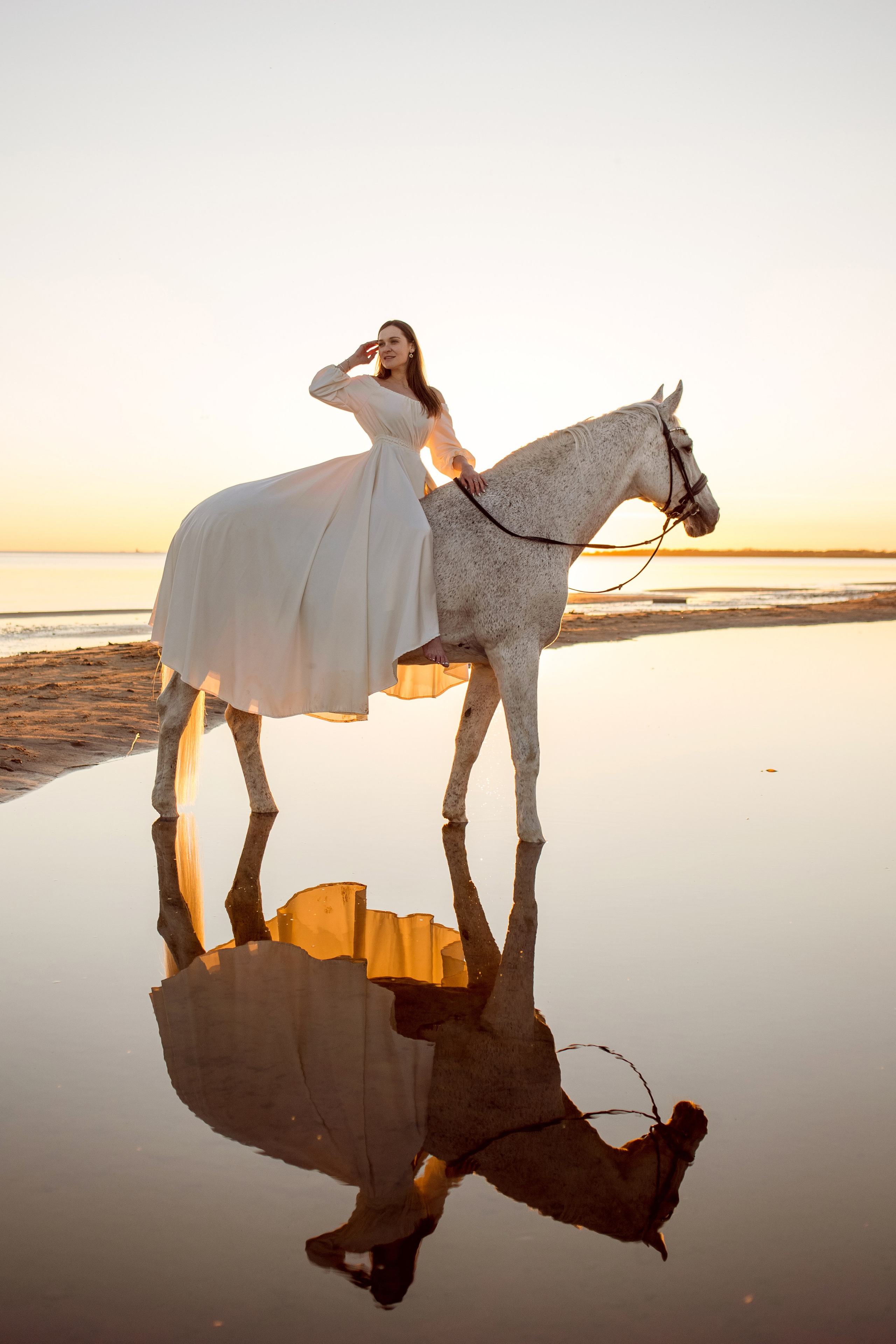 Фотосессия с лошадью на Финском заливе