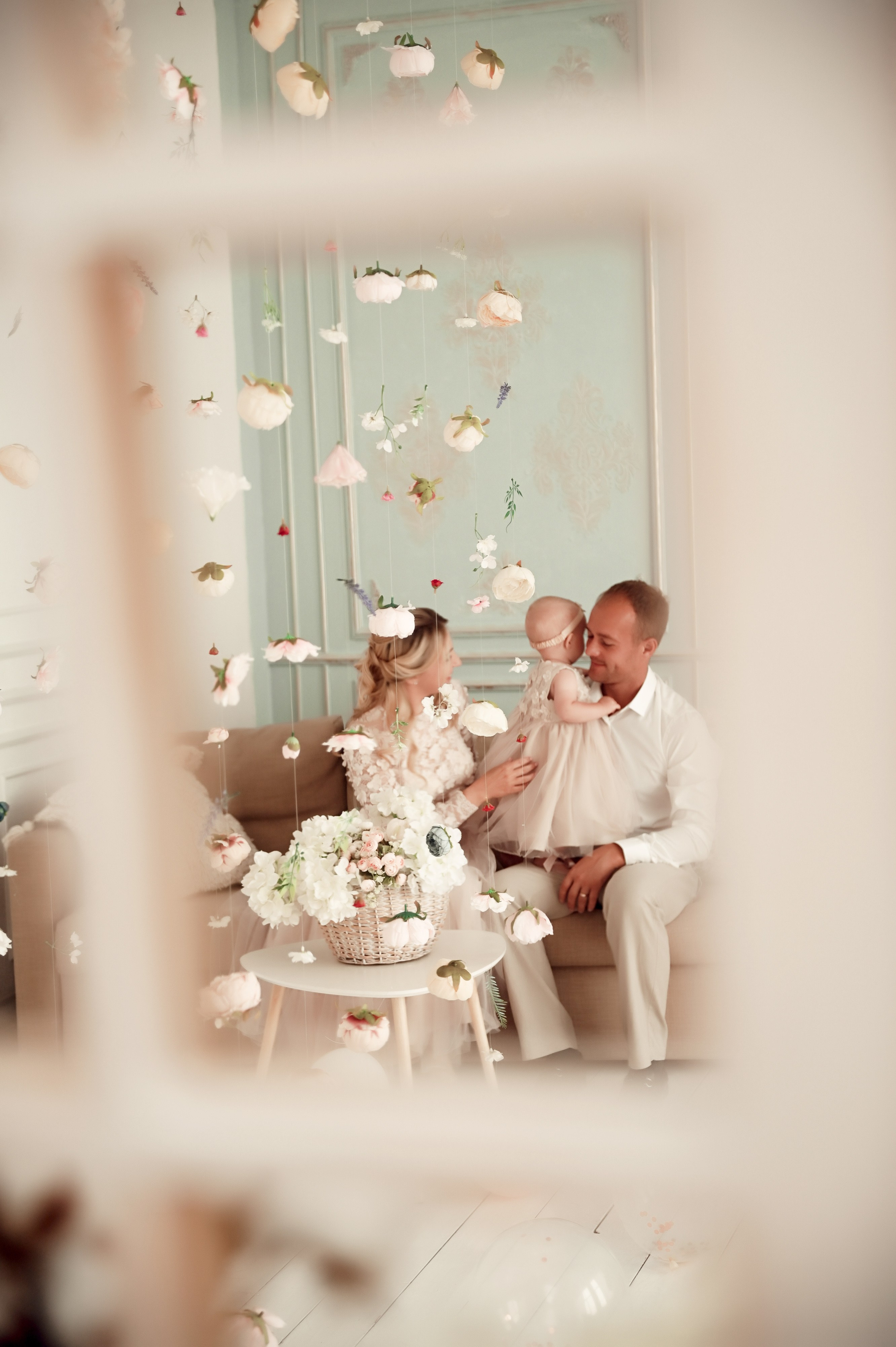 Студийные семейные, детские, индивидуальные фотосессии. Свадебный, семейный, детский, контент фотограф в Омске Максим Ильин