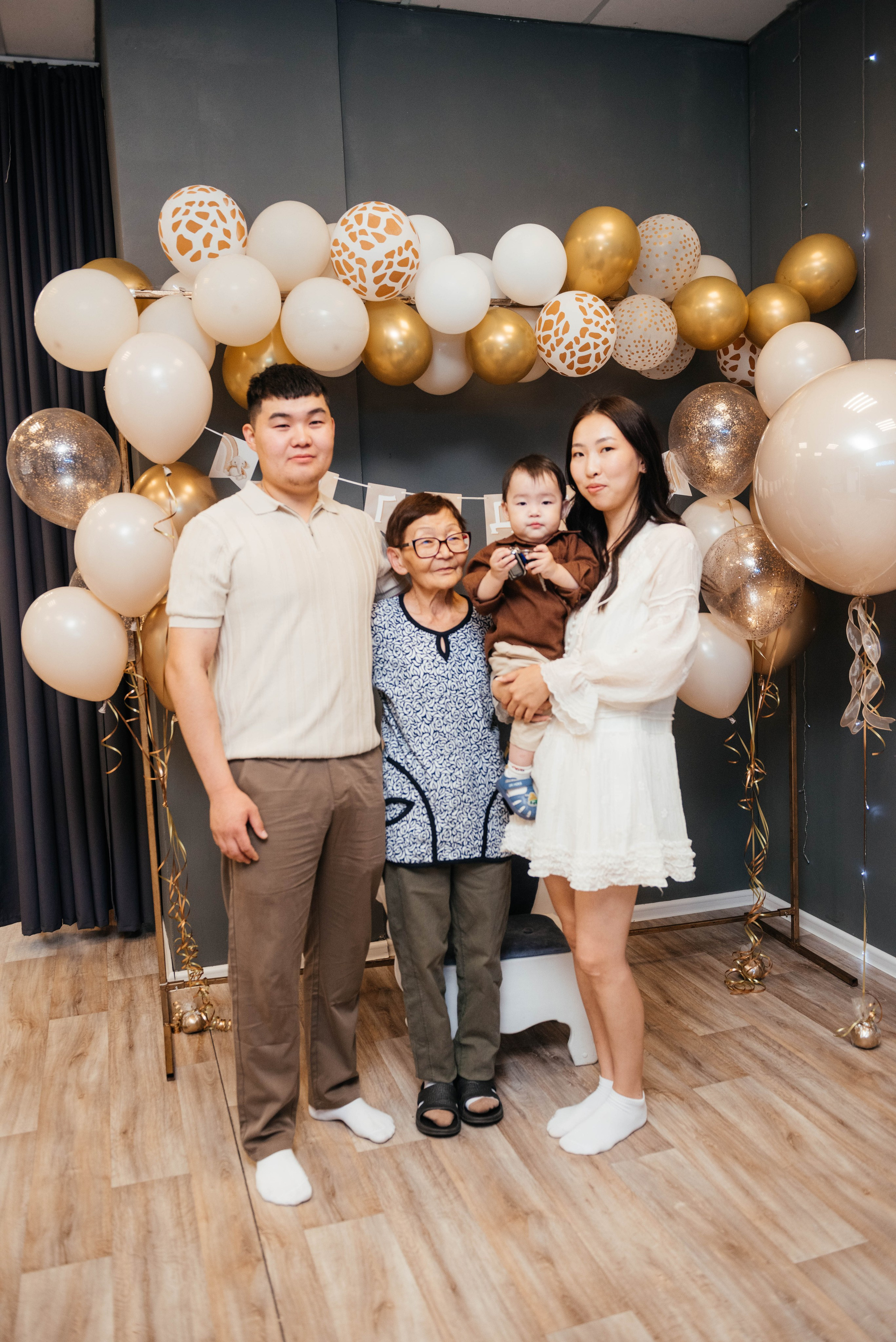 С первым годиком. Фотограф Эллина Дар г. Улан-Удэ