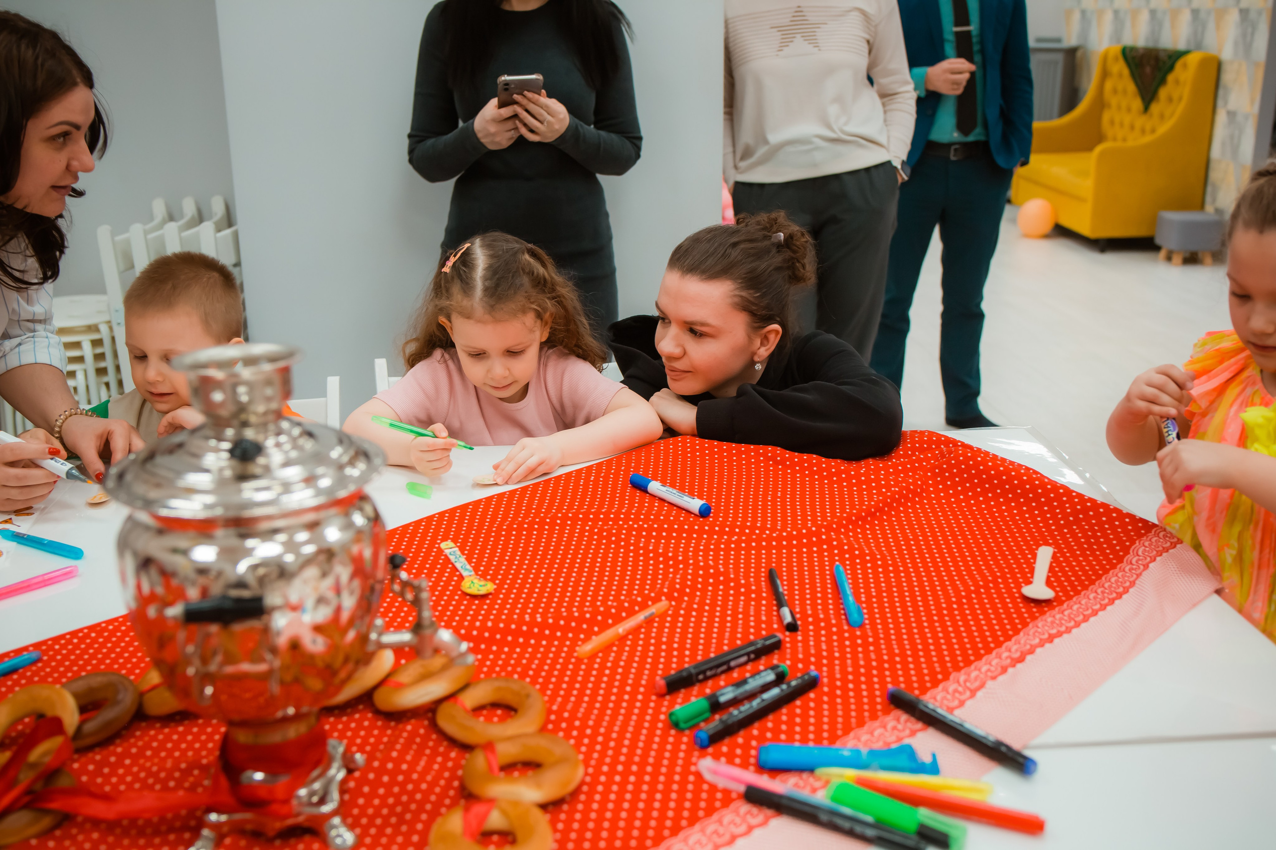 Масленица в ДОММИ. Репортажный фотограф Василий Сазонов в Нижневартовске