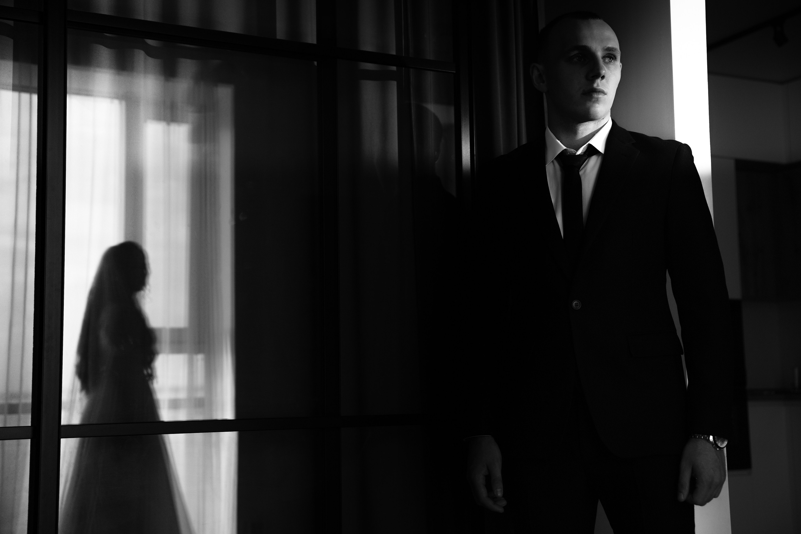 Свадебные съёмки. Стильный репортаж и кадры как в кино